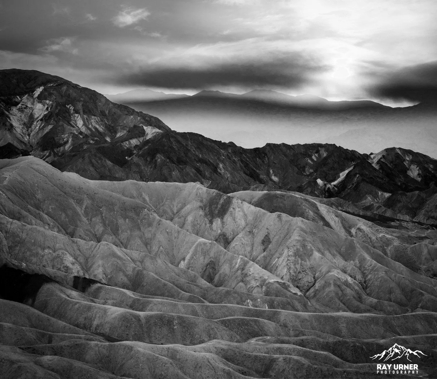 Death-Valley-Zabriskie-Point-009.jpg
