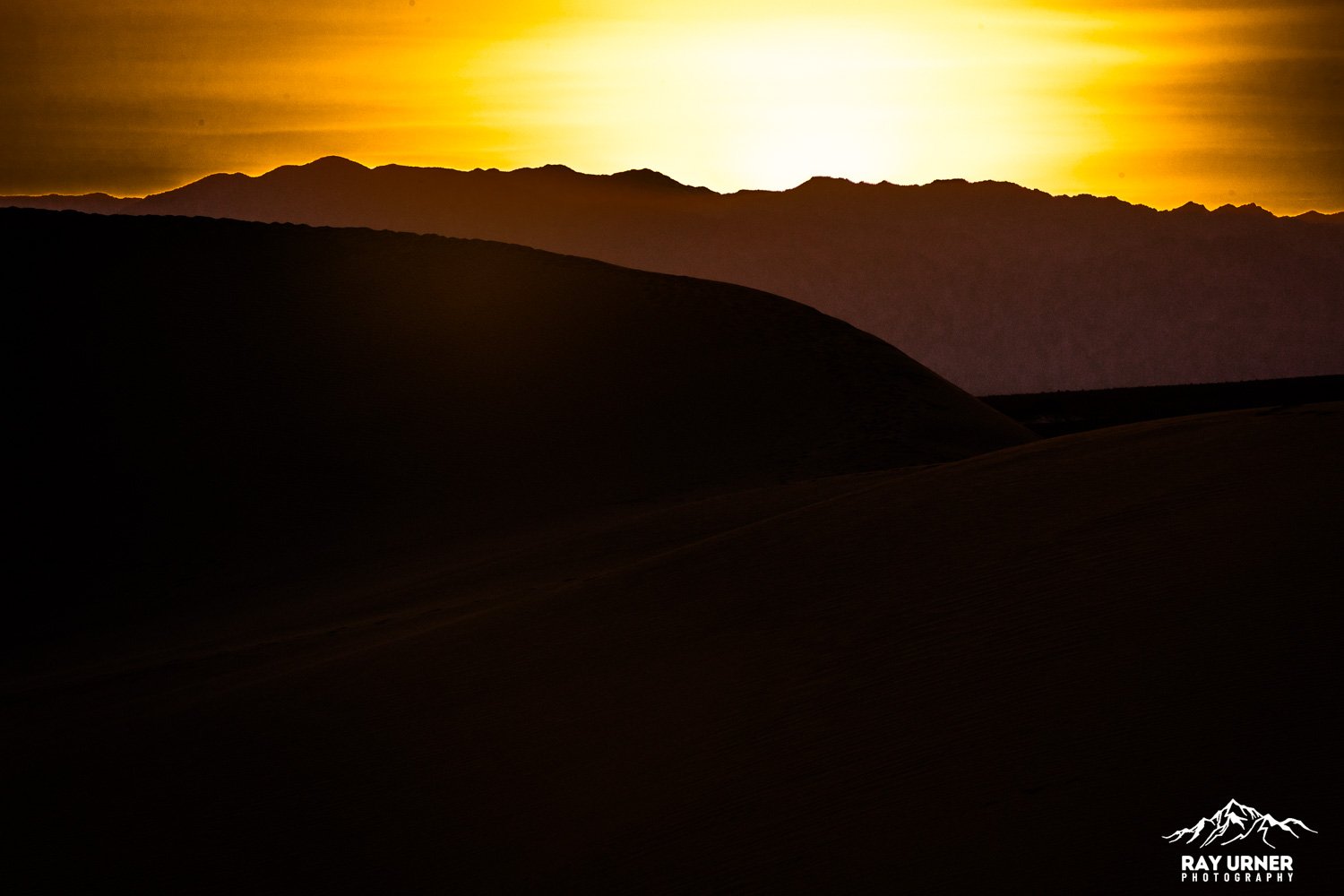 Death-Valley-Mesquite-Sand-Dunes-Sunrise-013.jpg