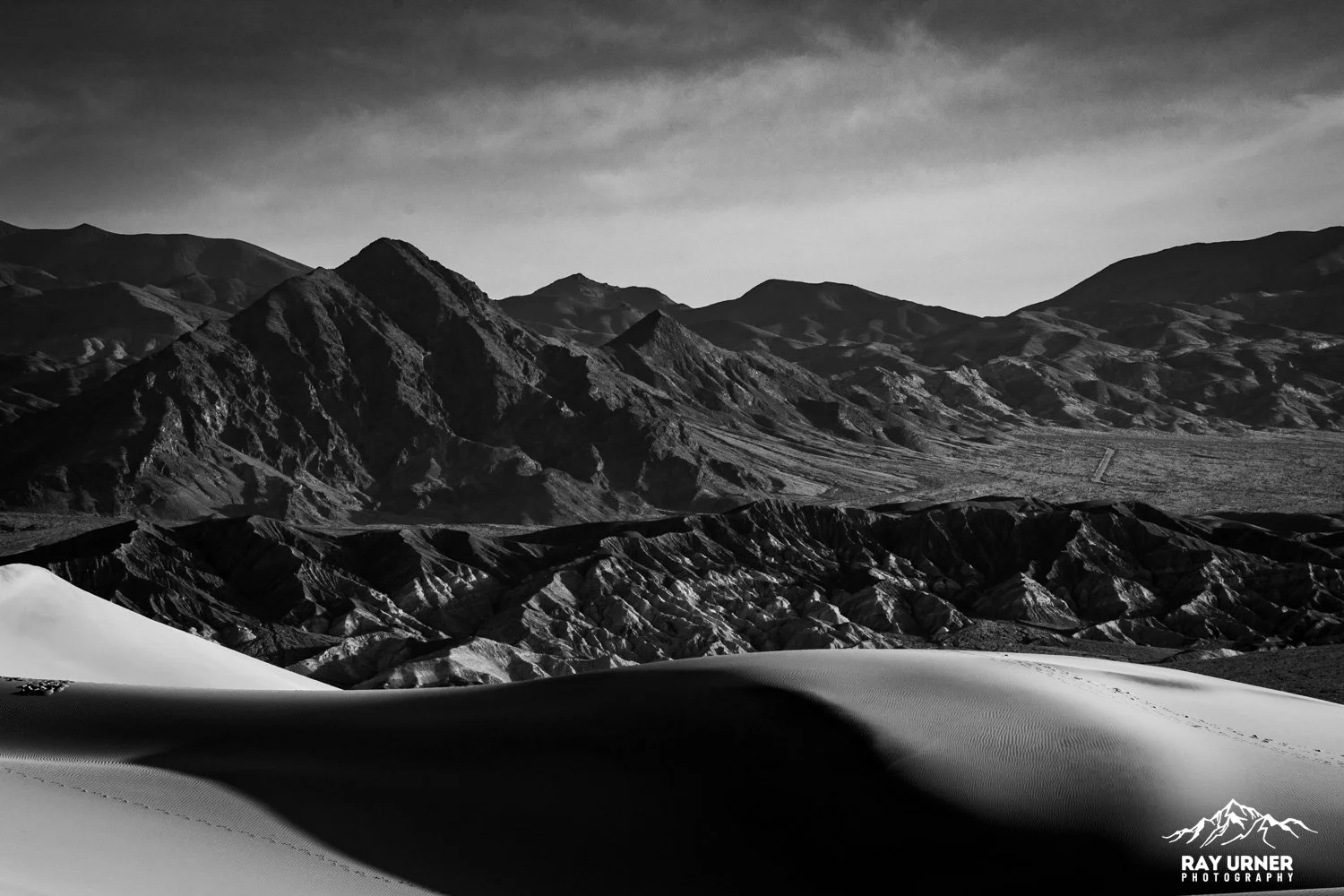 Death-Valley-Mesquite-Sand-Dunes-Sunrise-082.jpg
