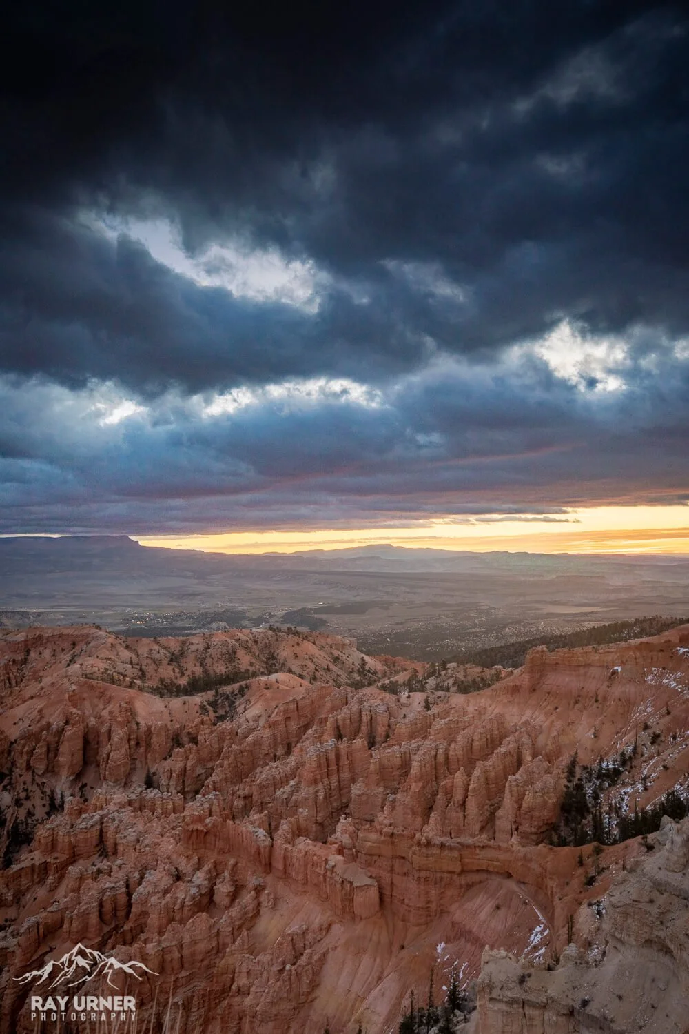 Sunrise at Bryce Canyon National Park in Utah, photographed from Bryce Point