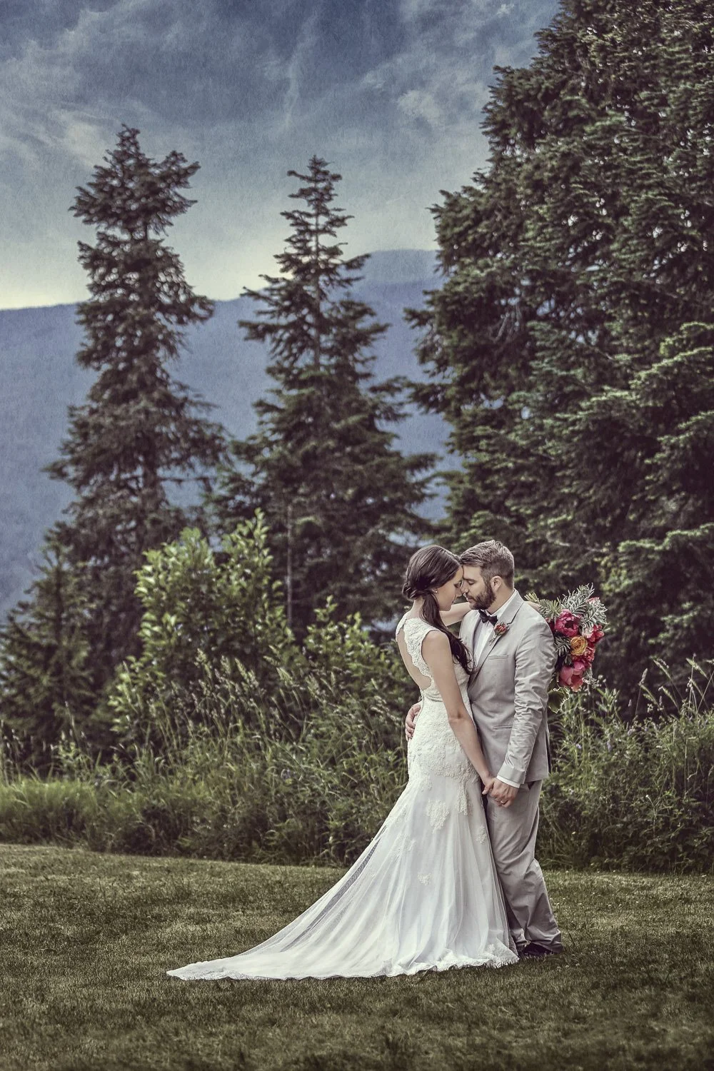 Vancouver-Wedding-Photographer-Grouse-Mountain-Wedding-001.jpg