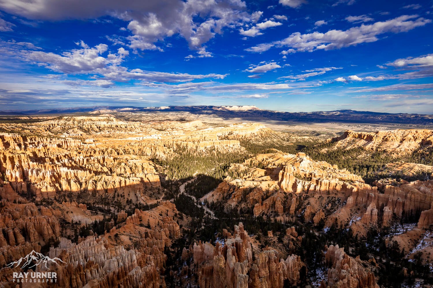 Sunset at Bryce Canyon National Park in Utah, photographed from Inspiration Point