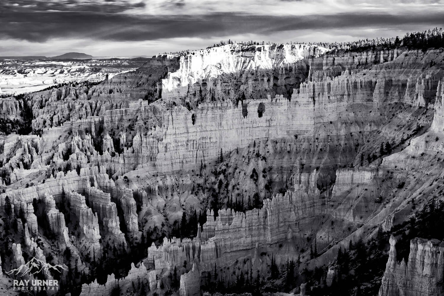 Sunset at Bryce Canyon National Park in Utah, photographed from Inspiration Point