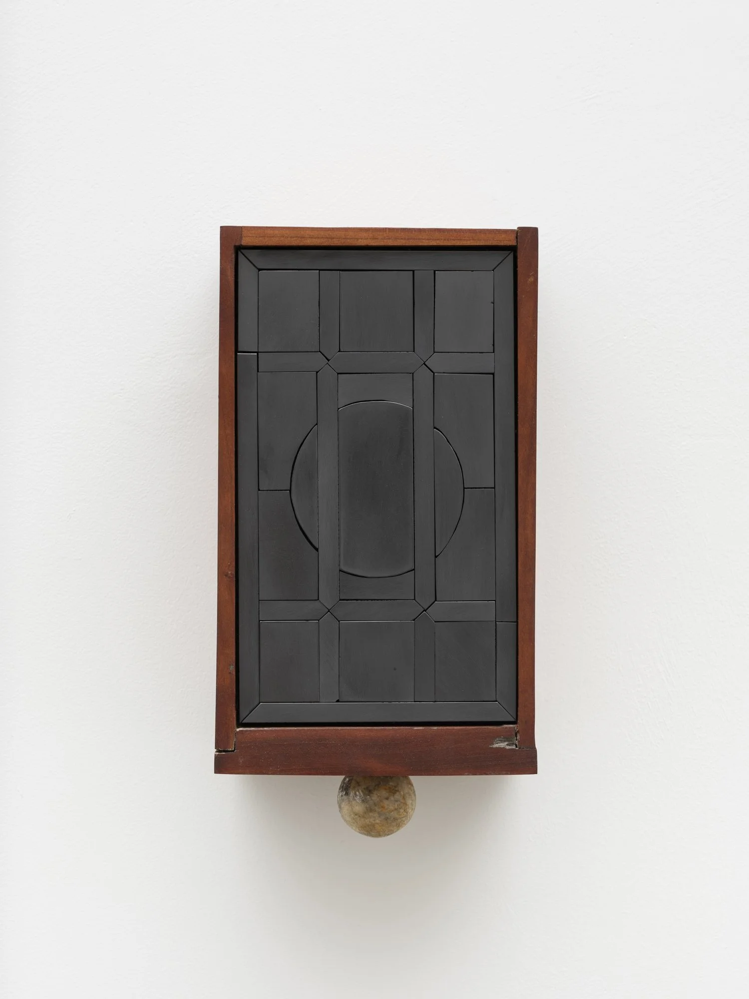 MCL_00136_drawer_i_dim_a.jpg