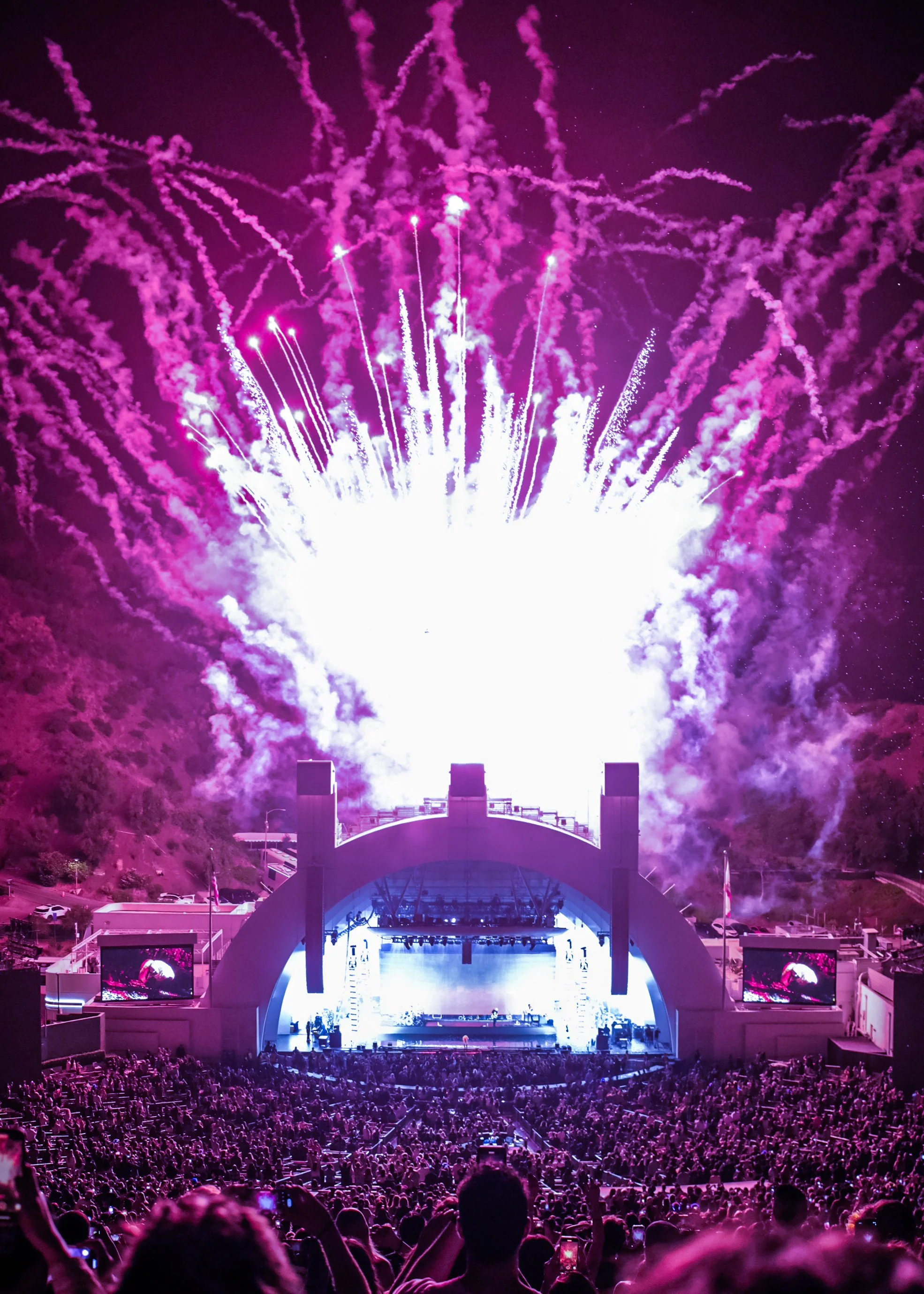 Halsey_LoveandPowerTour_HollywoodBowl_6-21-2022-4.jpg