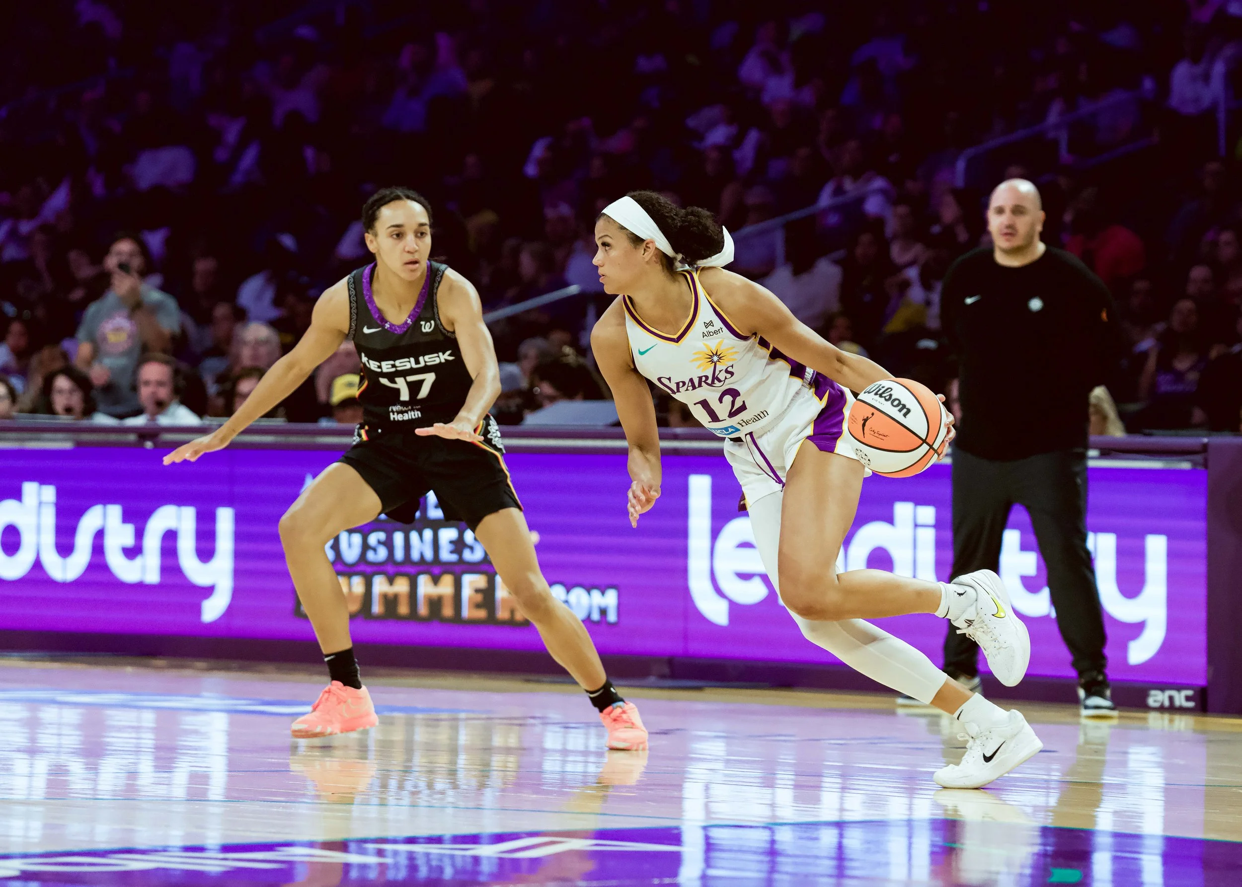 LA Sparks_vs_Conn Sun_Crypto.com Arena_7.13.2025_by A.Stevens_HGN-18.jpg