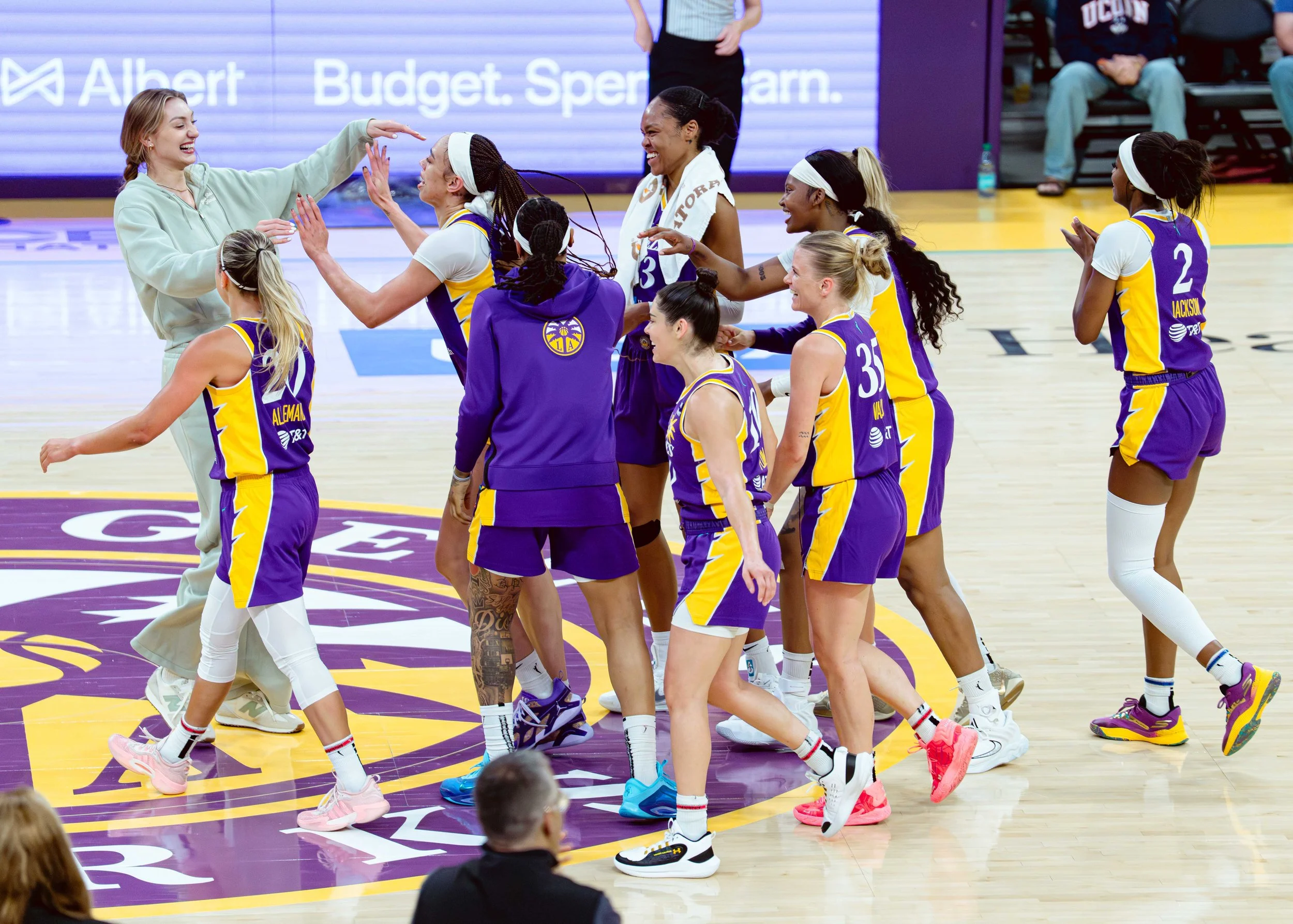 LA Sparks_vs_Washington Mystics_Crypto.com Arena_7.15.2025_by A.Stevens_HGN-8.jpg