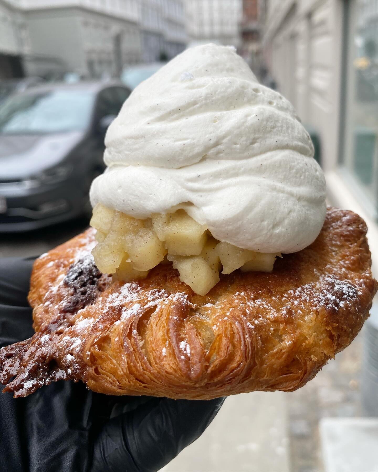 New pastry on the block!

Croissant baked with marzipan remonce and chocolate!
Filled with apple vanilla compote and whipped cream! 

Happy Easter!🐣