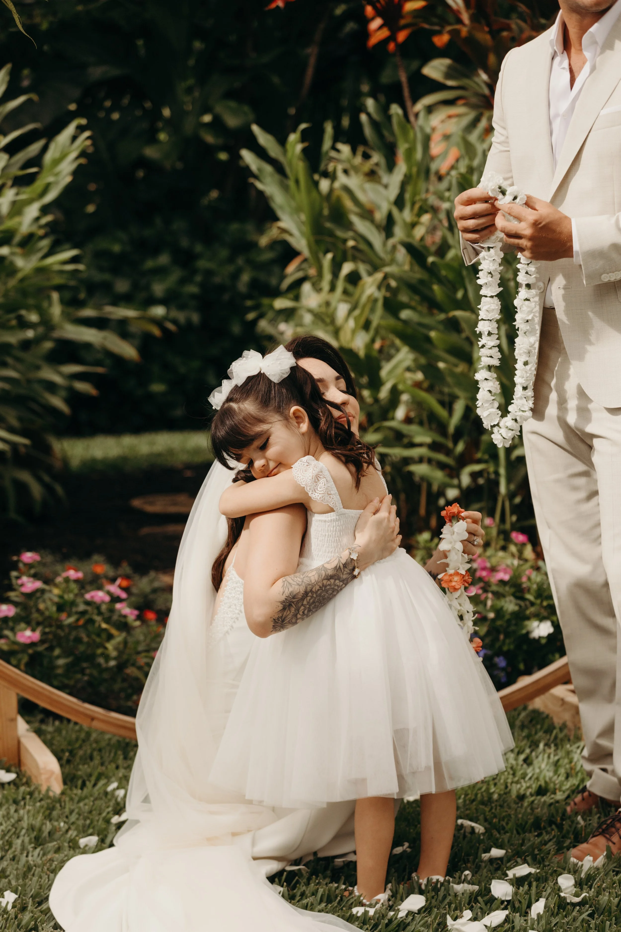 hawaii-elopements-open-palms-plantation-pacific-elopements-28.jpg