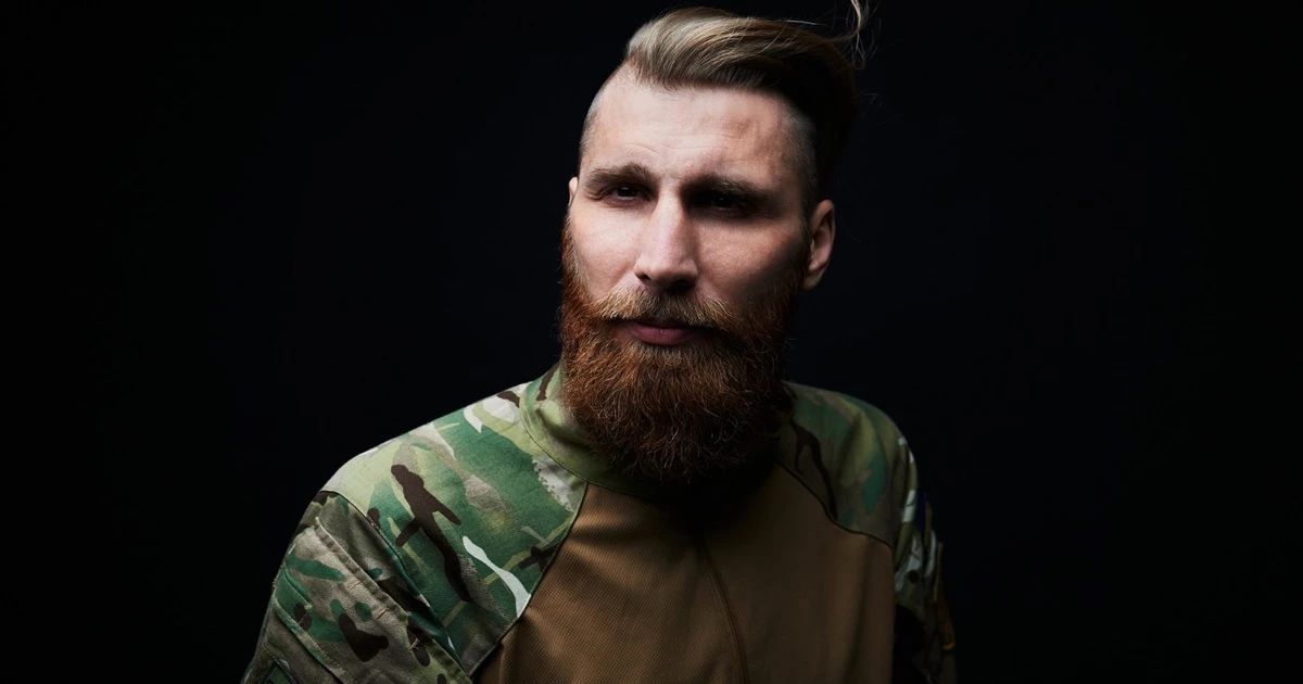 ula-patoka-letters-from-frontline-ukrainian-soldier-portrait-upillustration-pavlo-vyshebaba.png
