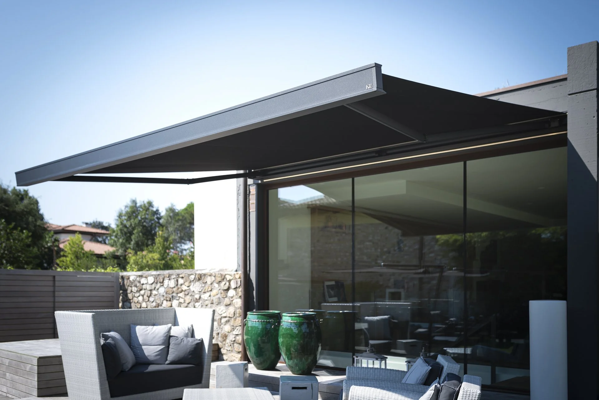 KE 'Qubica Flat' Awning
