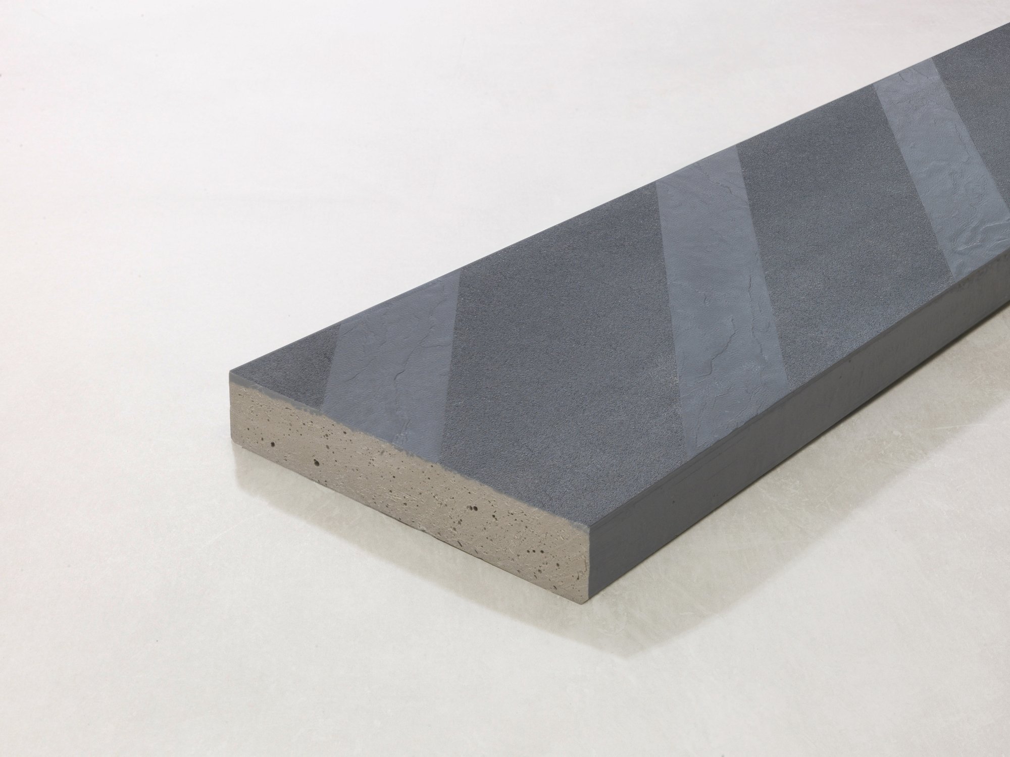 Millboard Modello Linear - Brushed Basalt (2).jpg