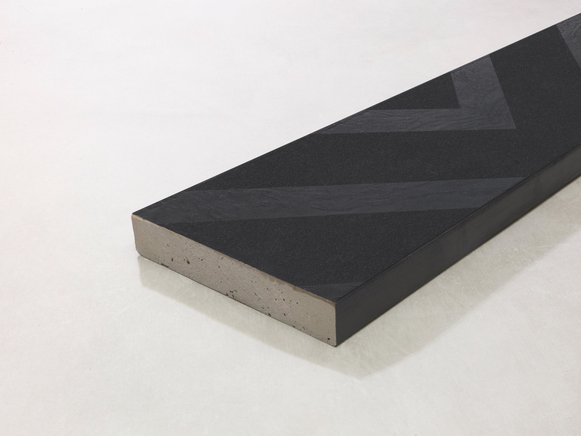 Millboard Modello Linear - Burnt Cedar (2).jpg