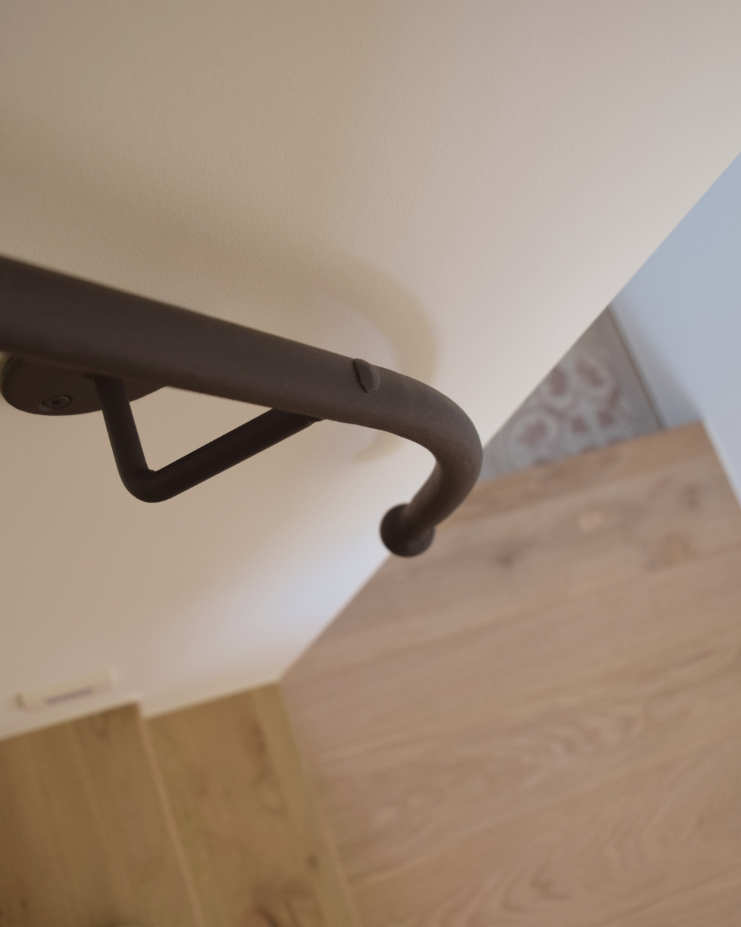 trapleuning met gesmede details