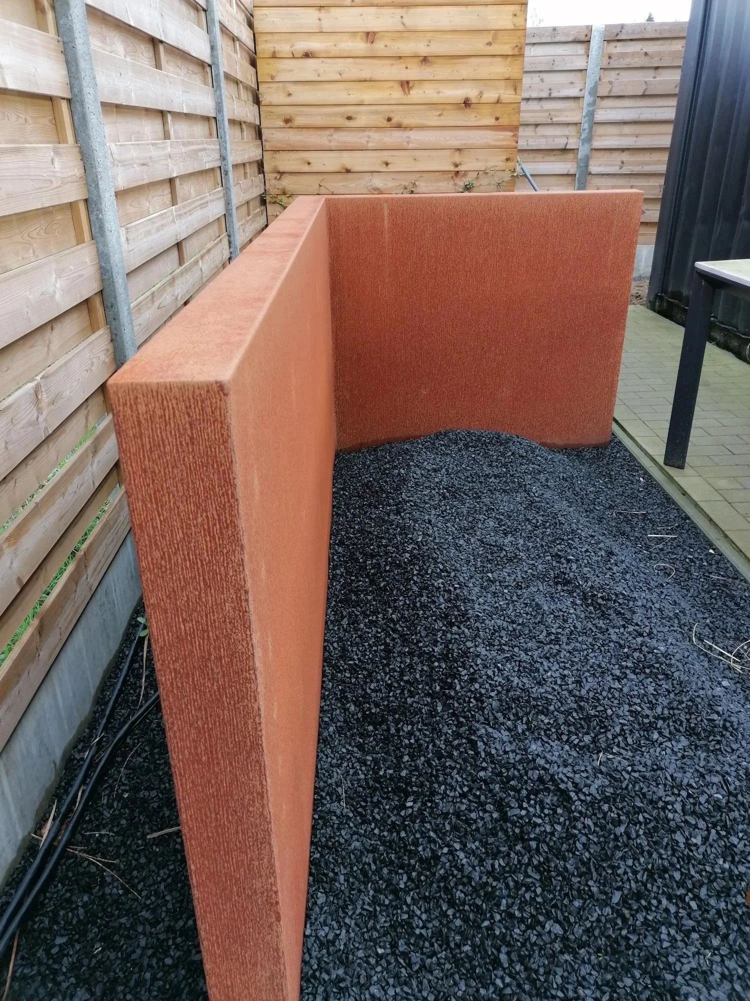 cortenstaal buitenmuur