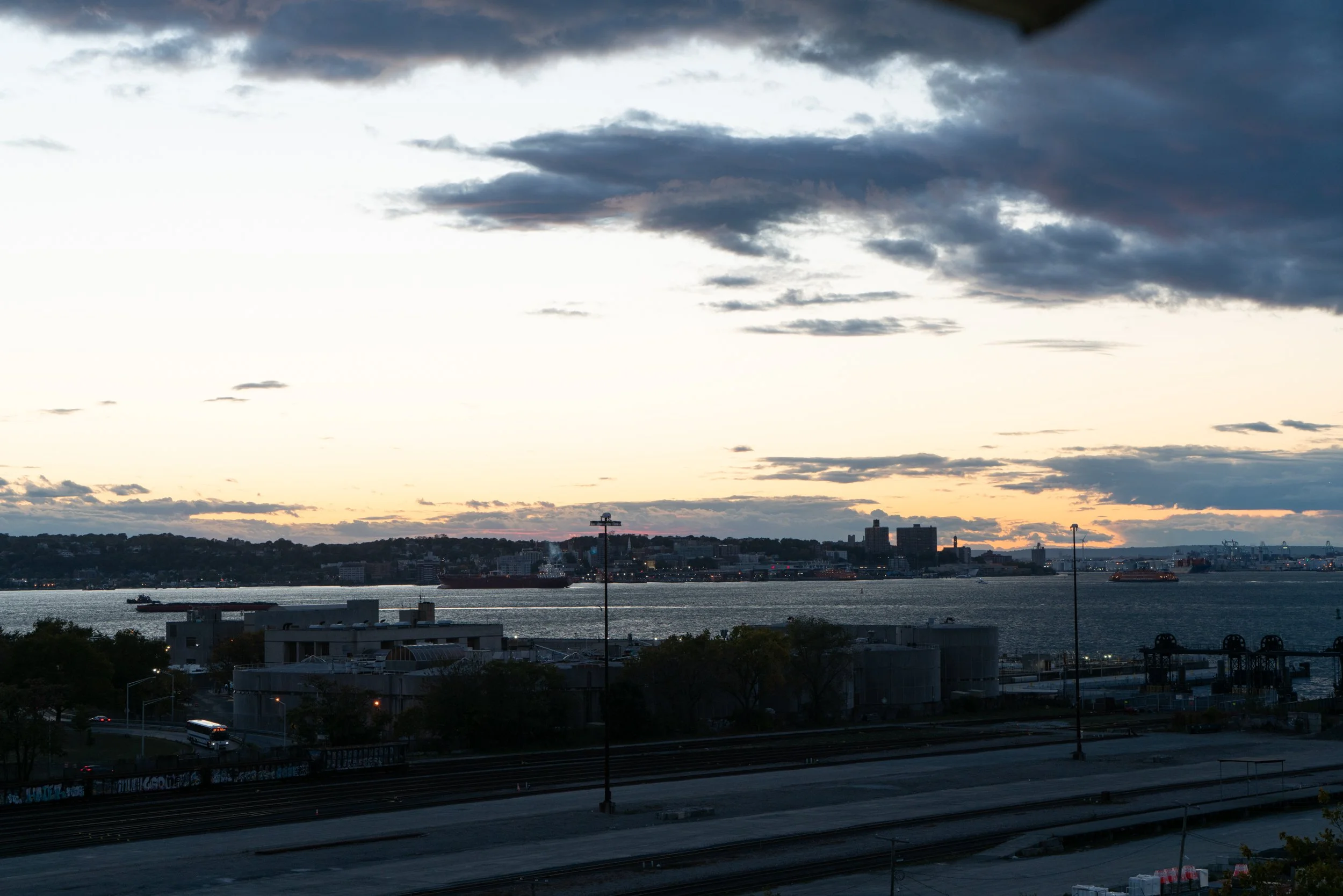  studio view 10/15/24 6:13:35 pm 