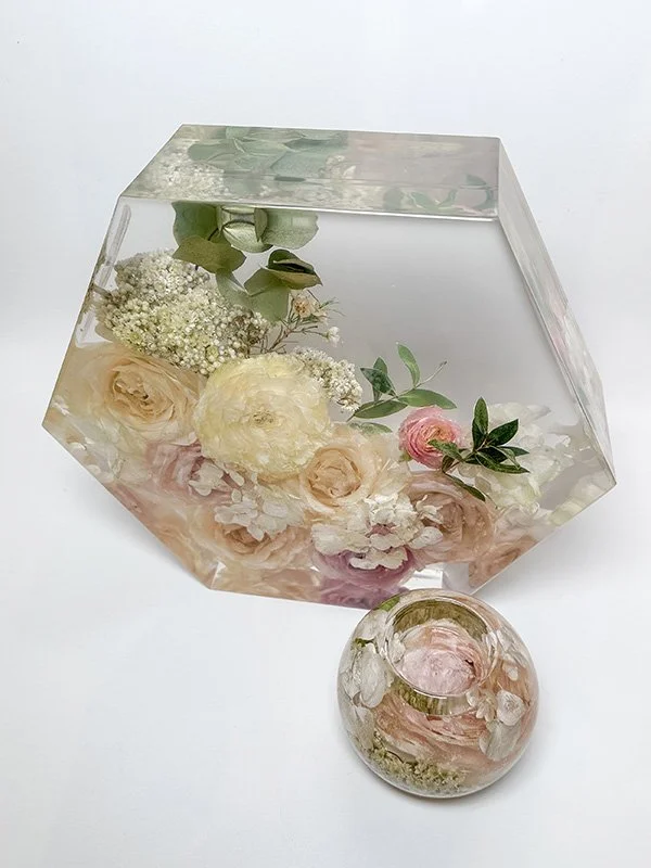 8-Petals-Preserved-Flower-Preservation-Resin-small -Hexagon1.jpg