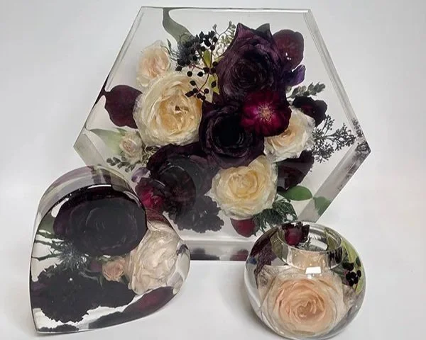 Winter Weddings: The Best Flowers to Preserve