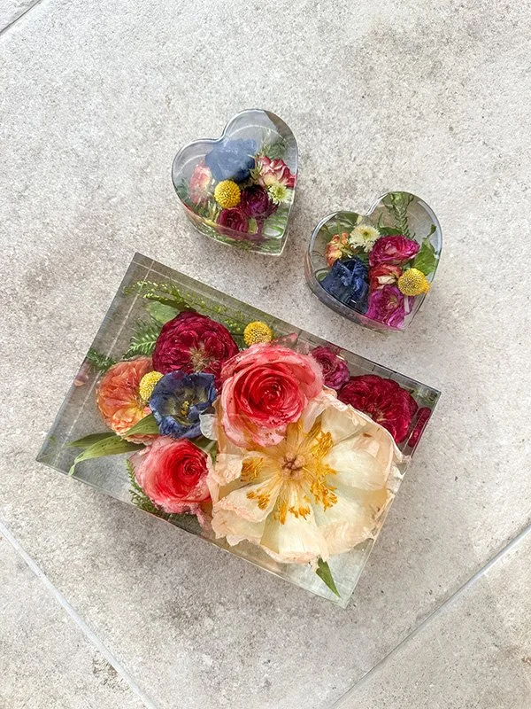 3-Petals-Preserved-Flower-Preservation-Resin-Medium-Rectangle.jpg