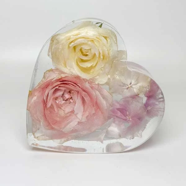 flowerpreservation-petalspreserved-small-heart.jpg