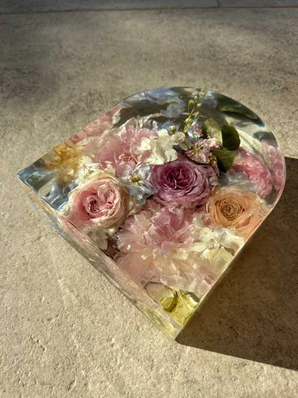 9flowerpreservation-petalspreserved-s-arch.jpg
