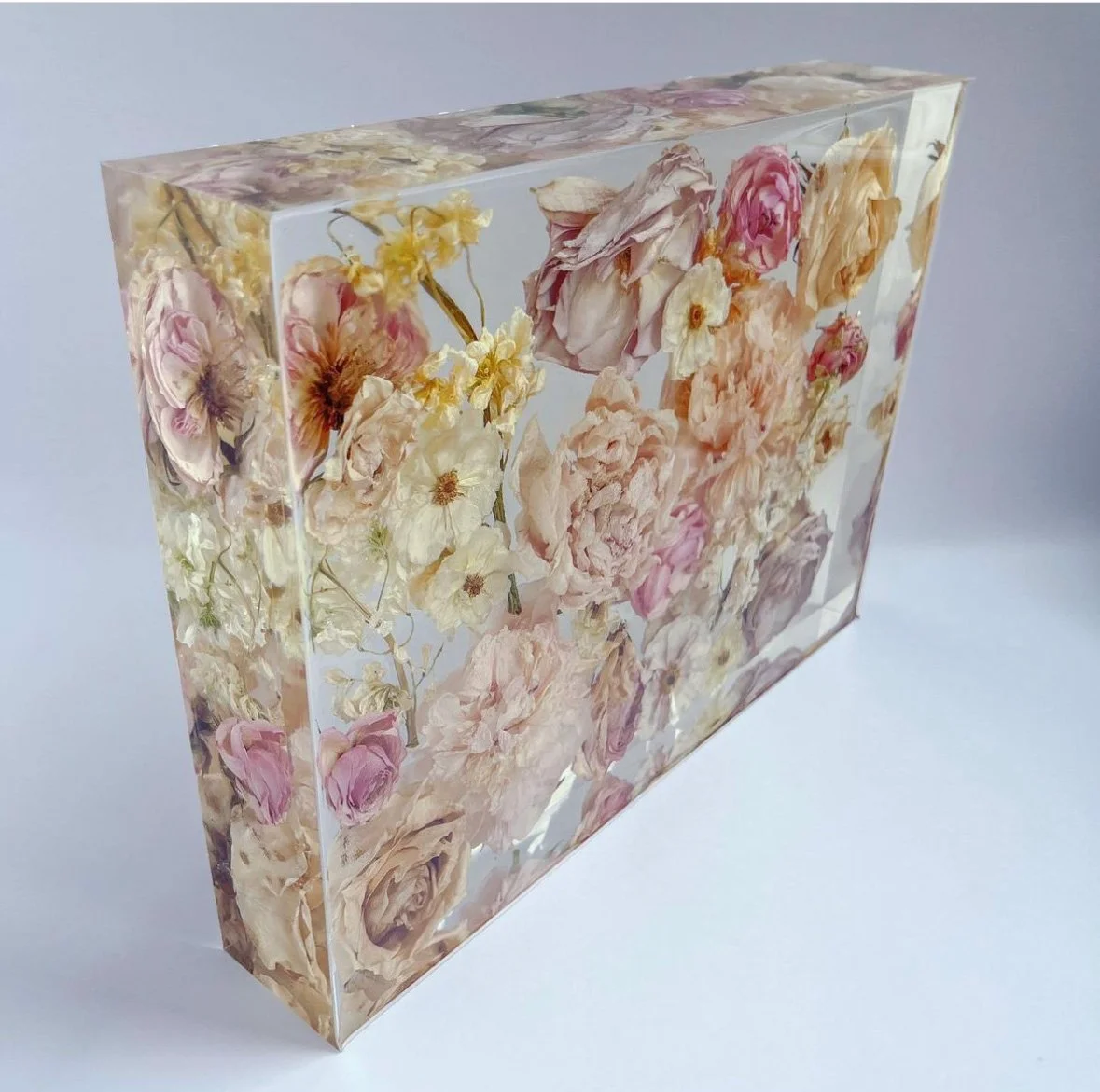 Wedding-Bouquet-Flower-Preservation-in-Resin.jpg