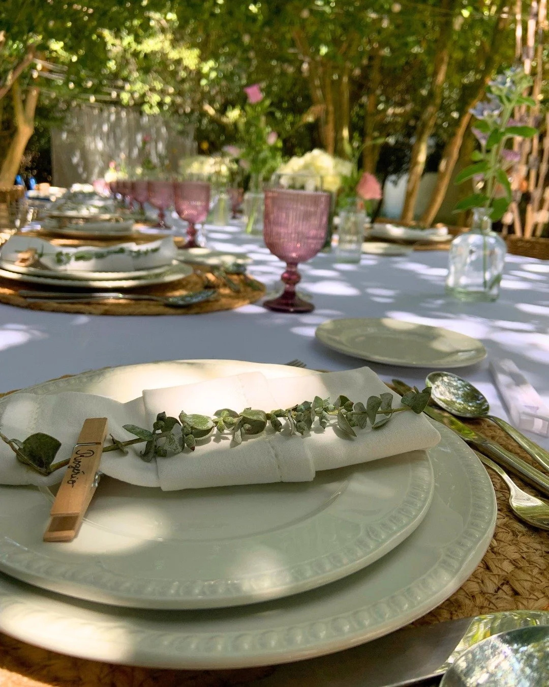 Na Casa de Montezelo, a beleza est&aacute; nos pequenos detalhes! 🌿✨

At Casa de Montezelo, beauty lies in the little details! 🌿✨

#wedding #portugaldestinationwedding #2025wedding #weddinginspiration #casamento2025 #summerwedding
#outdoorwedding&n