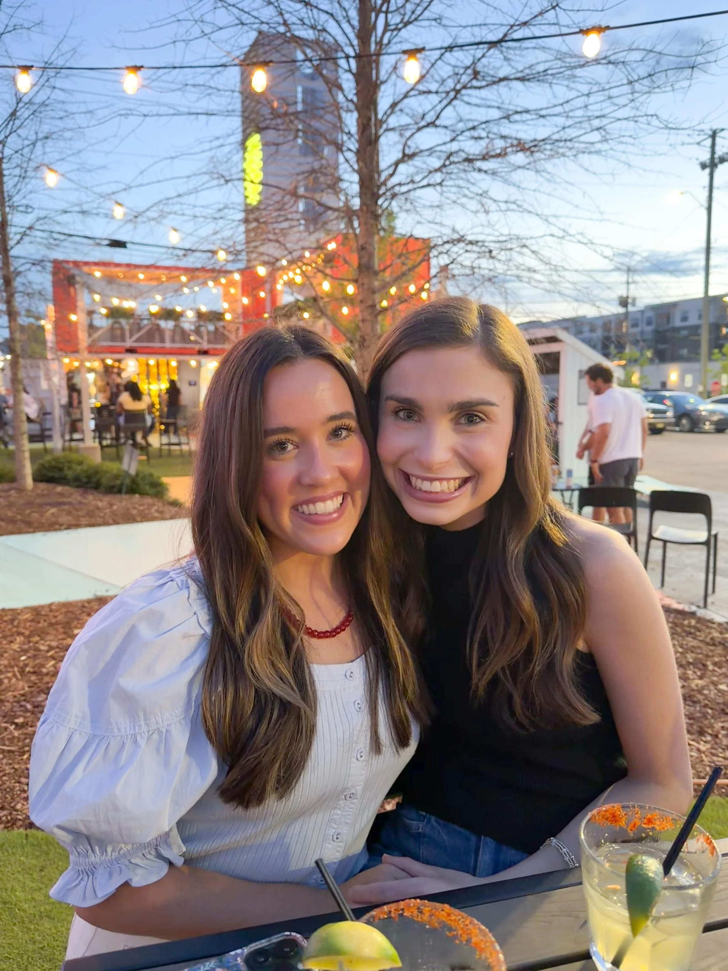 It turns out all I needed to explore the city was a visit from friends🤷🏻&zwj;♀️🌃