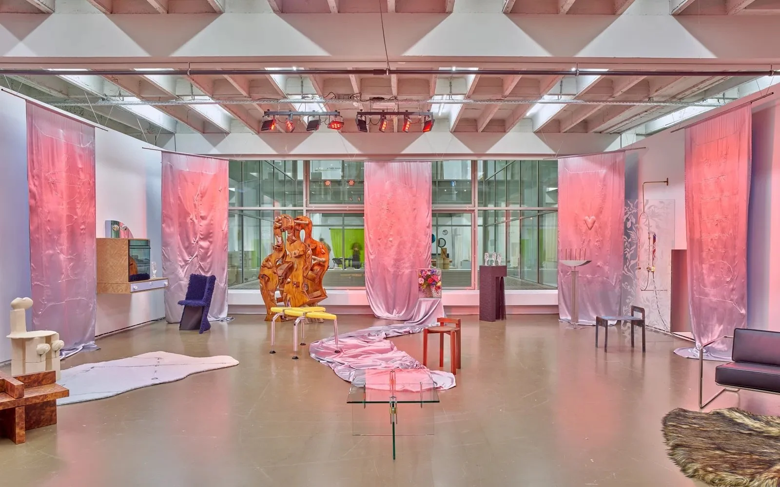 COLLECTIBLE_2024_CURATED_SECTION_copyright Studio Pim Top.jpeg