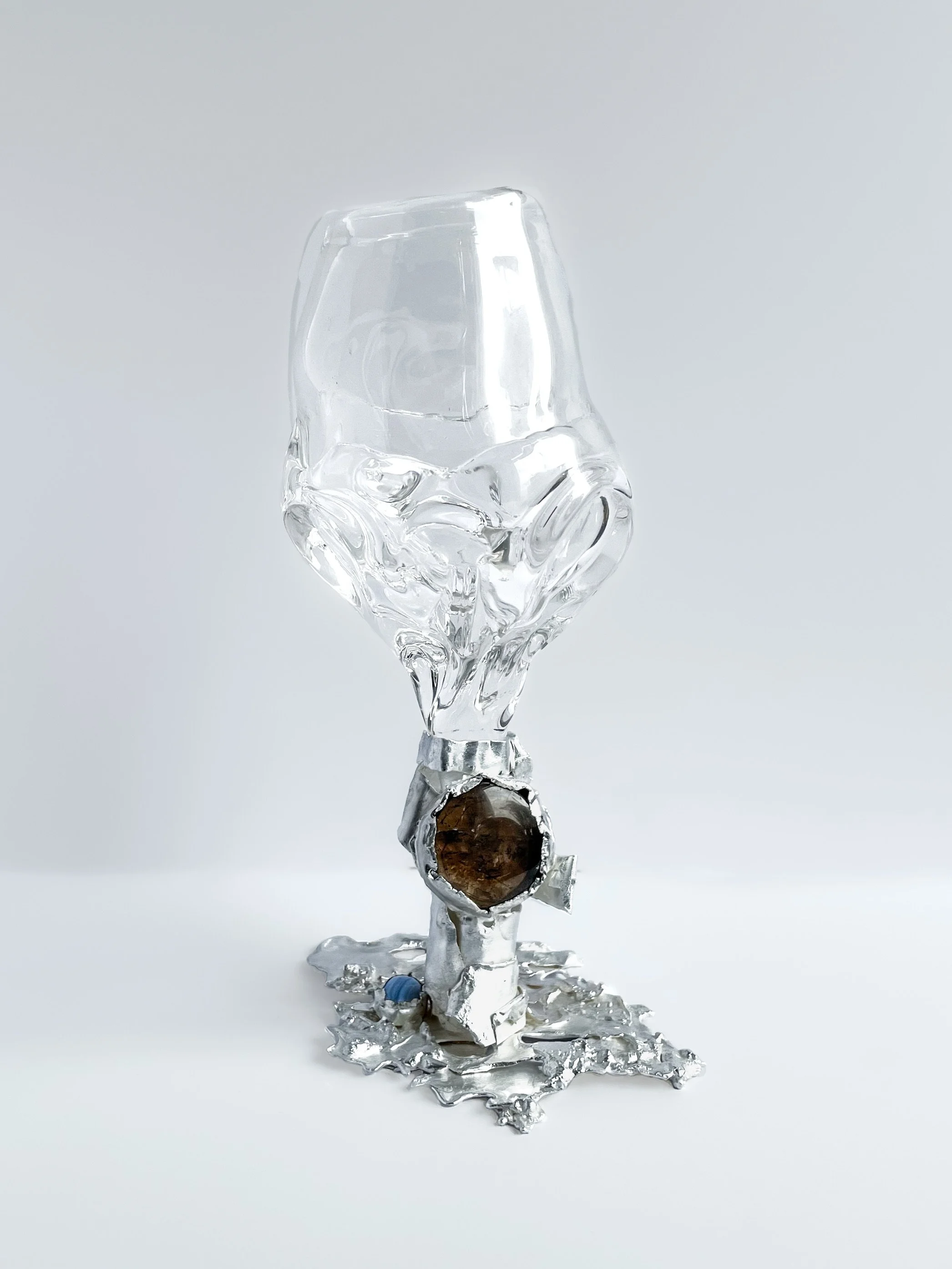 Szkło Studio_Lindsey Fontijn_Goblet #09_2023_pic 3.jpeg