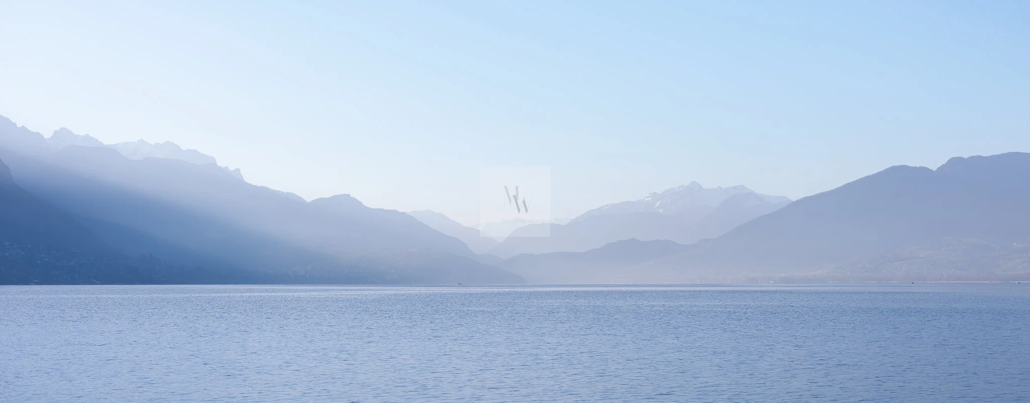Photographe Annecy, lac Annecy, photographe paysage alpin, nature, photographie haut de gamme, panorama