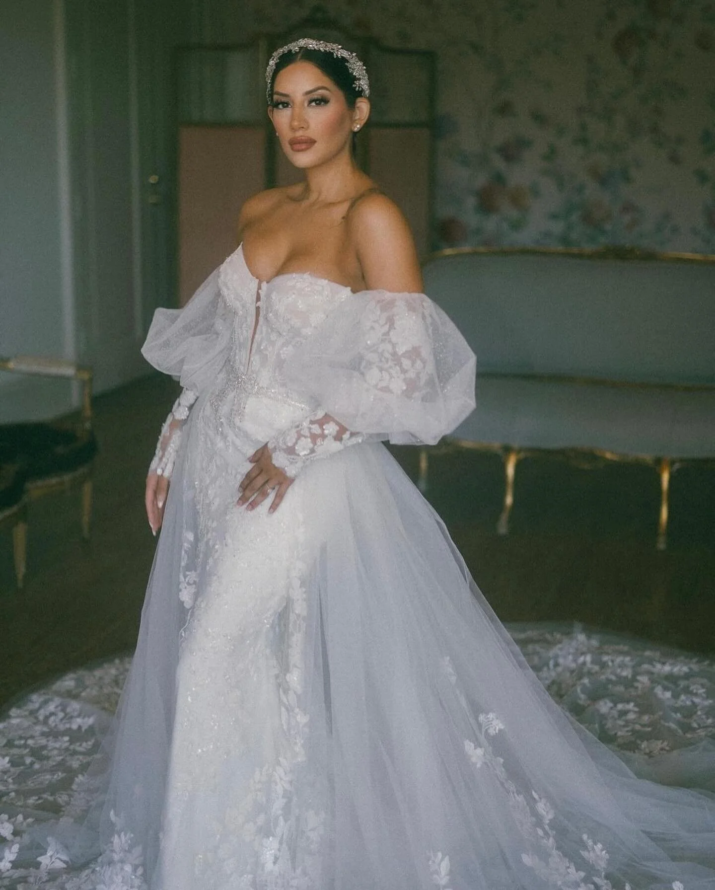 All brides deserve to feel beautifully bronzed for every single wedding event. 

The perfection of my sweet brides tan, hair, makeup, dress and herself blows me away!
