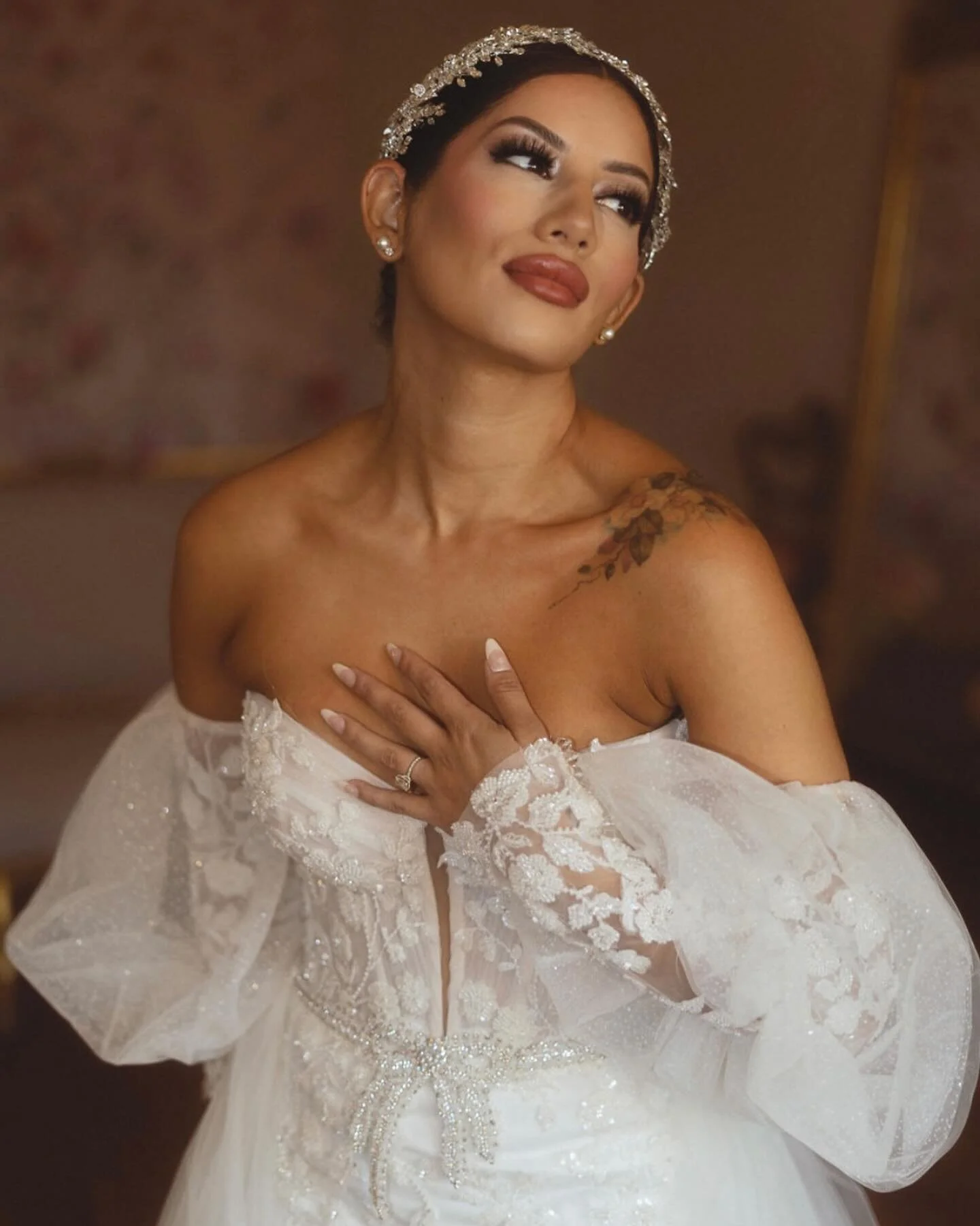 Bridal tans are never ever one size fits all. 

There is not a &ldquo;perfect bride&rdquo; tan and if a airbrush tan artist or studio promotes it as one tan fits all then run 🏃 away faster then Julie Roberts in Runaway bride 👰 😂

The goal for me a