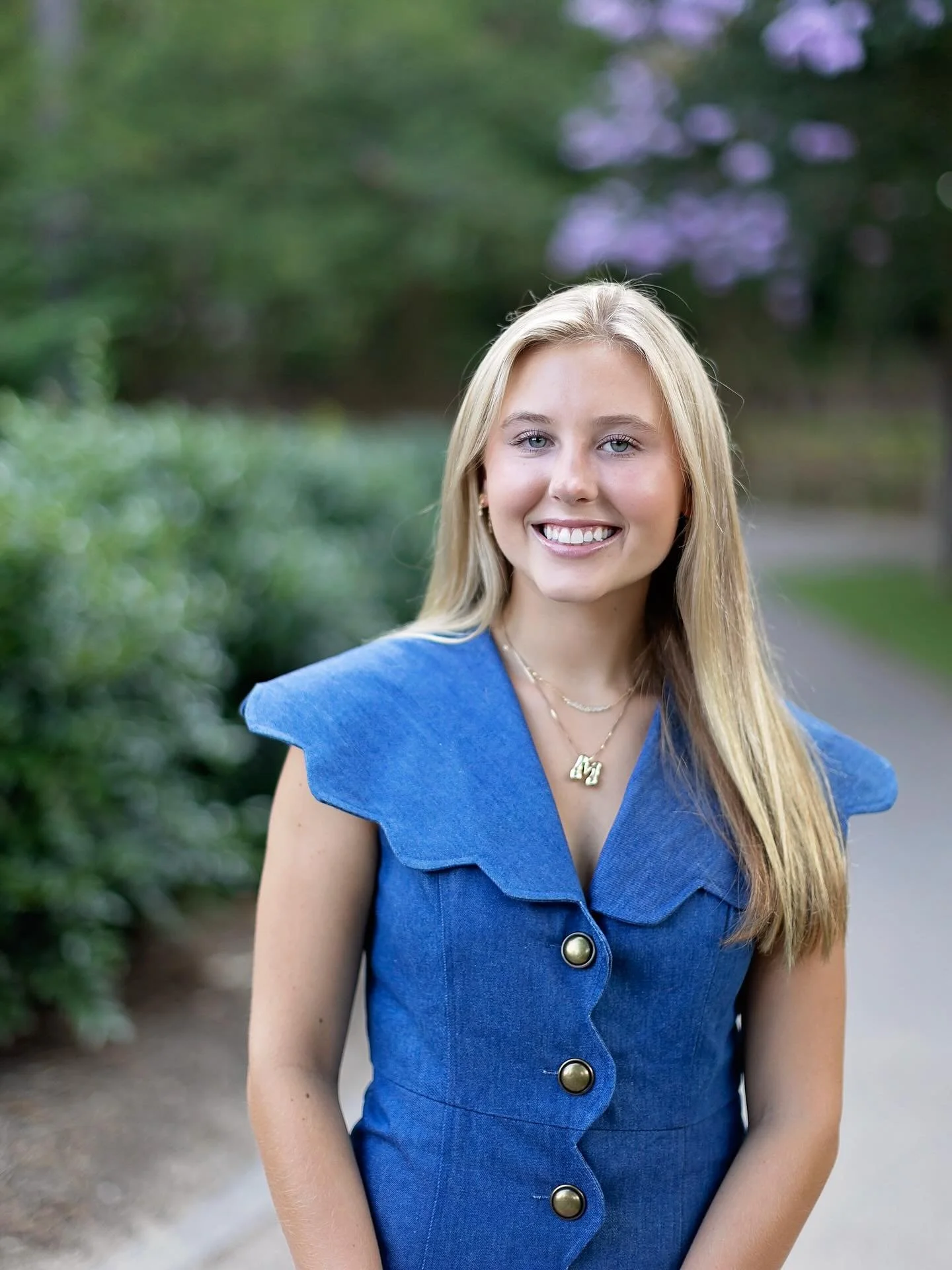 Class of 2026- it&rsquo;s your time!! 🎓📸

Booking Senior Sessions for Fall, Winter, &amp; Spring. Email info@deidreruth for details and to book.