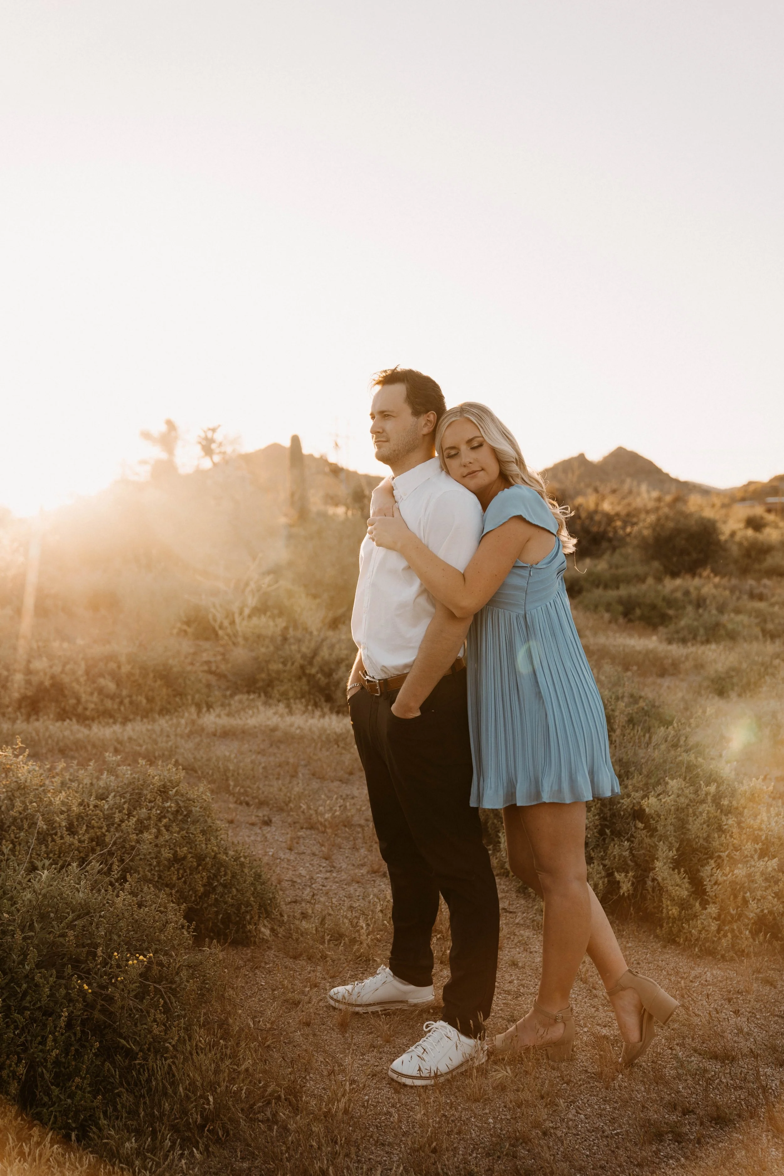 Love in the Arizona Desert / /An Adventurous Engagement Session