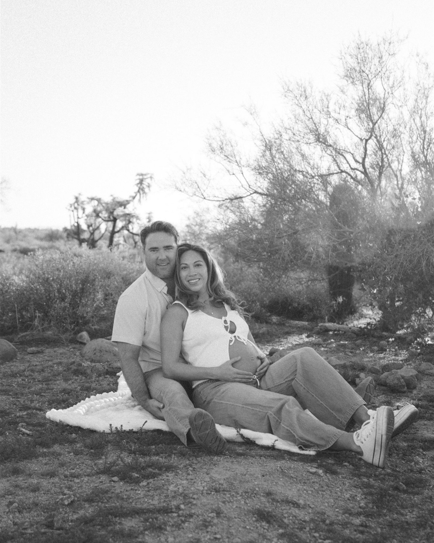 Honored to document another milestone. 🤍 

#ArizonaMaternityPhotographer
#PhoenixMaternityPhotographer
#ScottsdaleMaternityPhotos
#DesertMaternitySession
#arizonaweddingphotographer