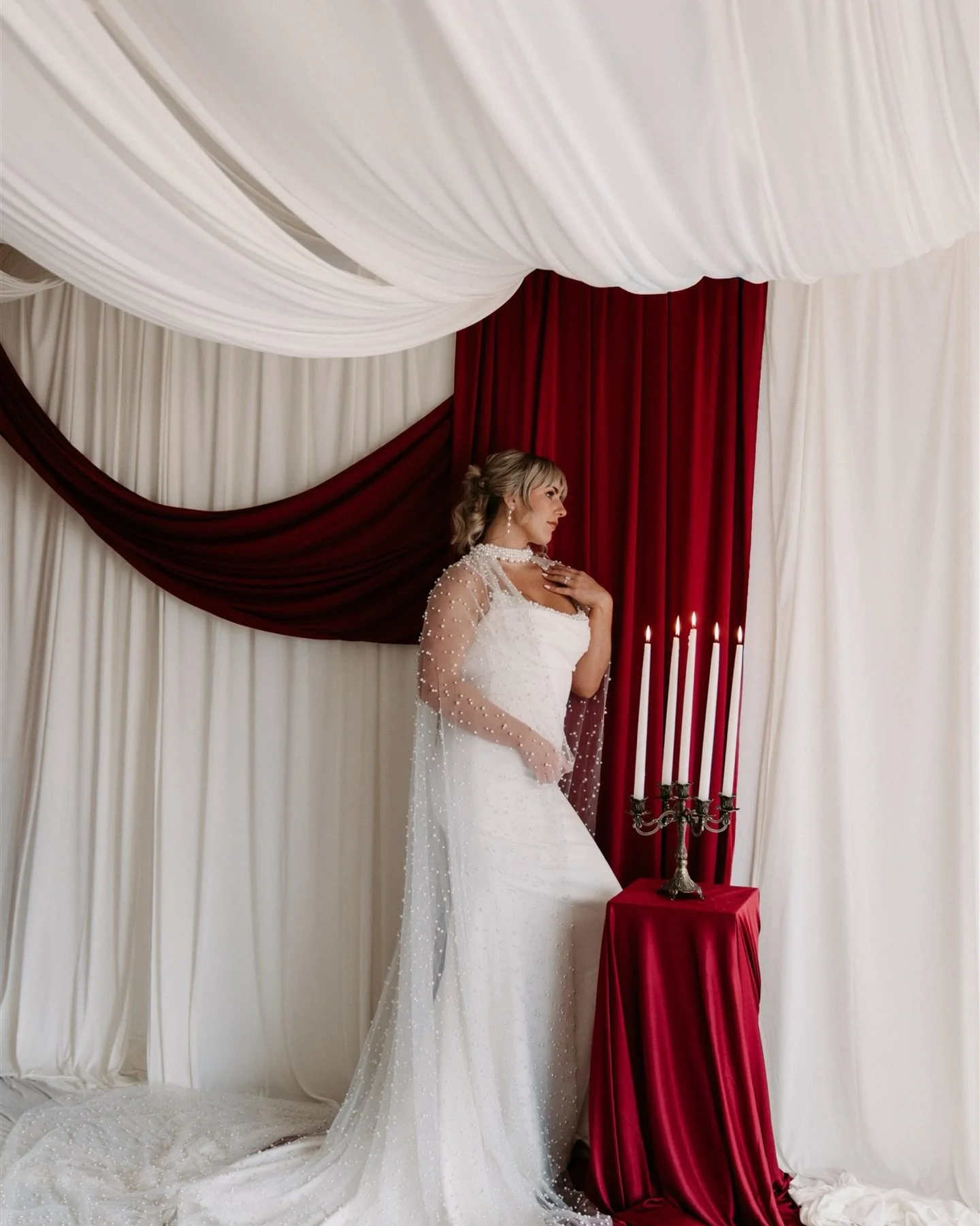 bringing some color to my feed ❤️💋🍷🥀🍓