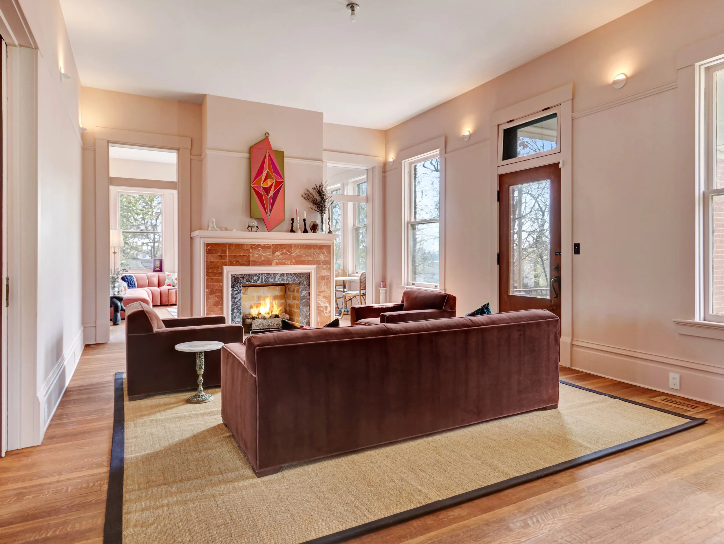 008-Living Room.jpg