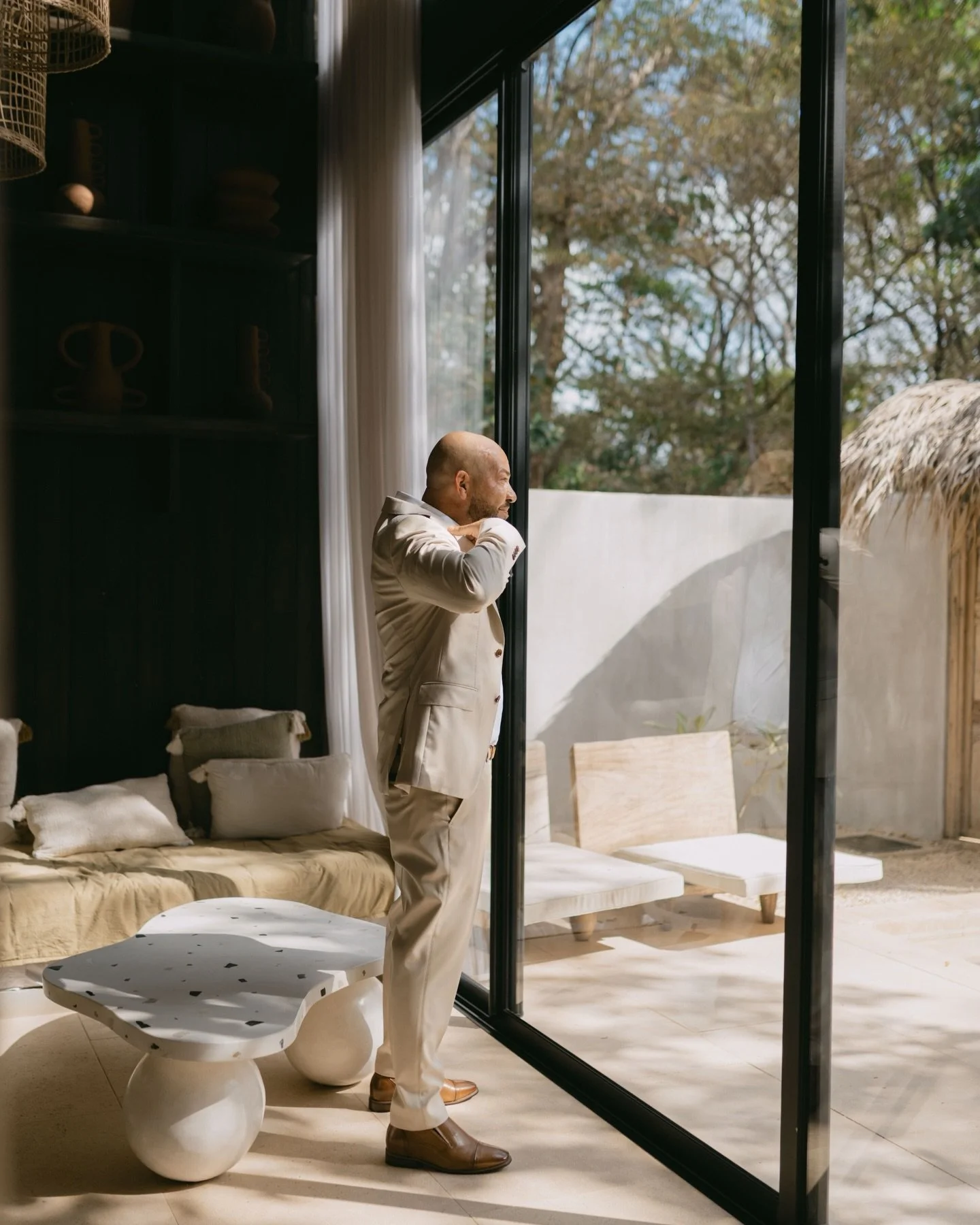 Steph &amp; David at @casavalletta and @hotel_tamarindodiria 🤍 Thank you for allowing us to capture your love! 
Planned by @milbesoscr 
Florist, rentals and lighting @ideasproducciones_ 
Hair and makeup @reinalopez_makeup 
Music @musicbymatos 
Crew 