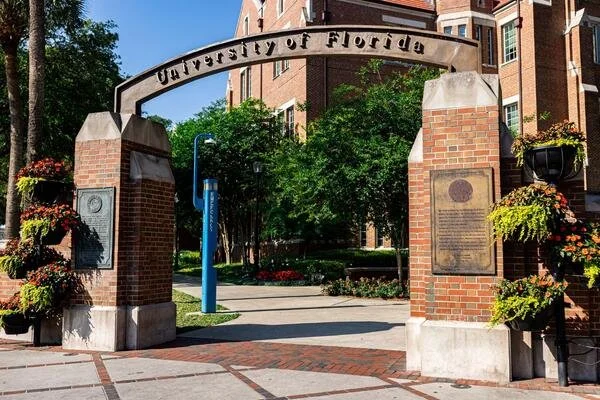 How to Write the University of Florida Supplemental Essays (2025–2026)