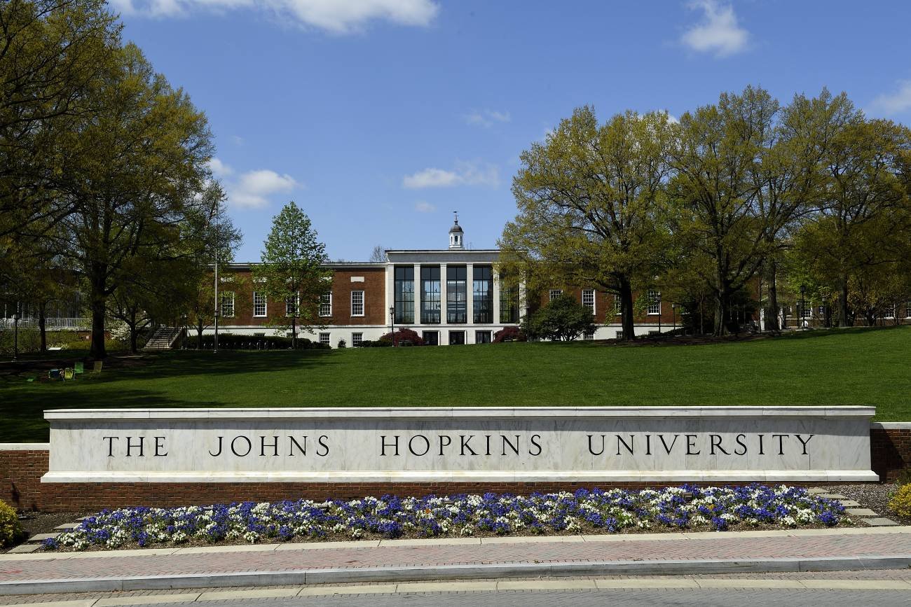 How to Write the Johns Hopkins Supplemental Essay (2025–2026)