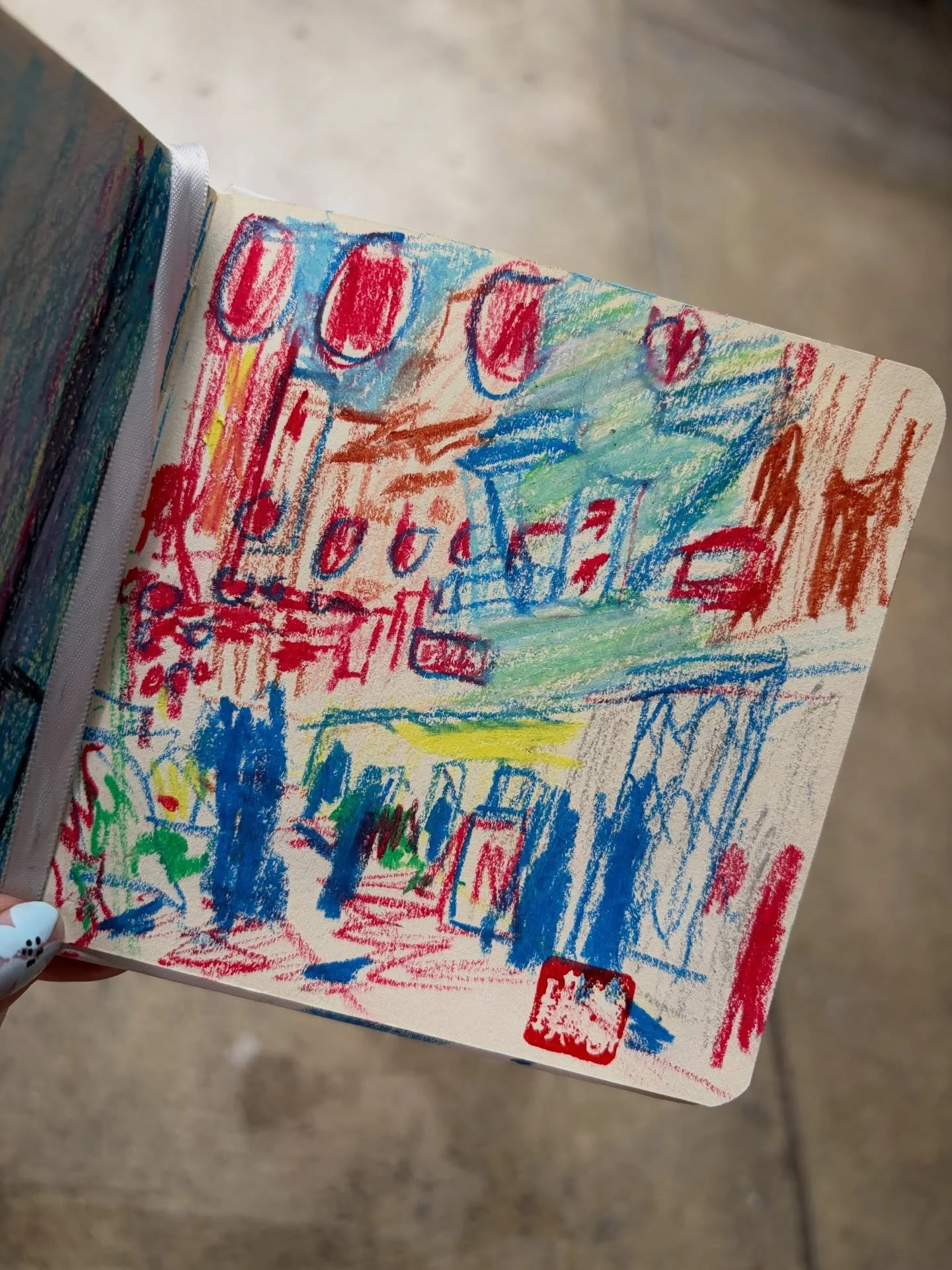 finished a sketchbook recently with some oil pastel drawings out in the wild 𖦹‧₊❀。