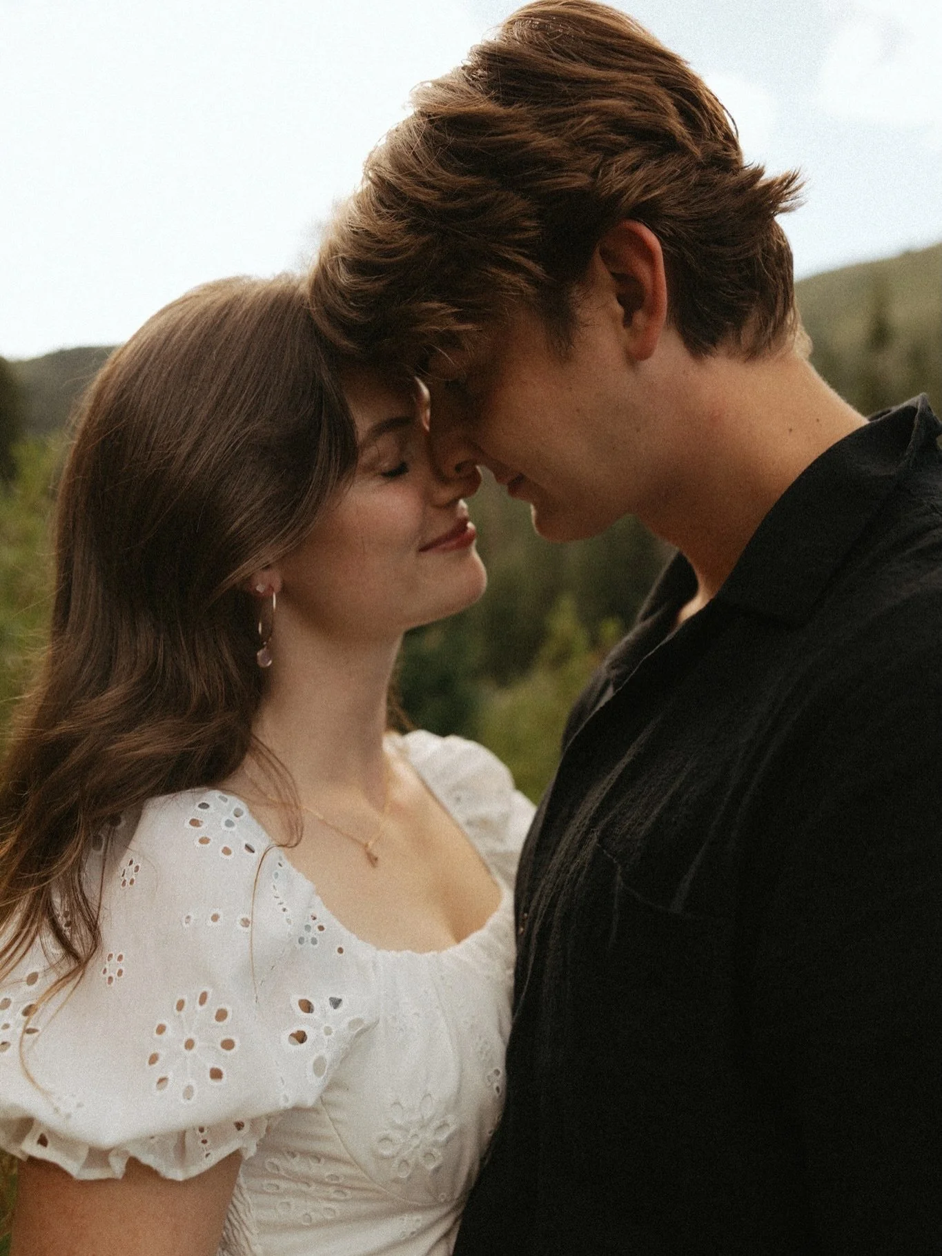 Nothing beats a night running through Big Cottonwood Canyon with a cutie couple like these two 🥹 this is by far one of my favorite locations to shoot &amp; I feel like you can definitely tell why in these. So excited for all my upcoming shoots here.