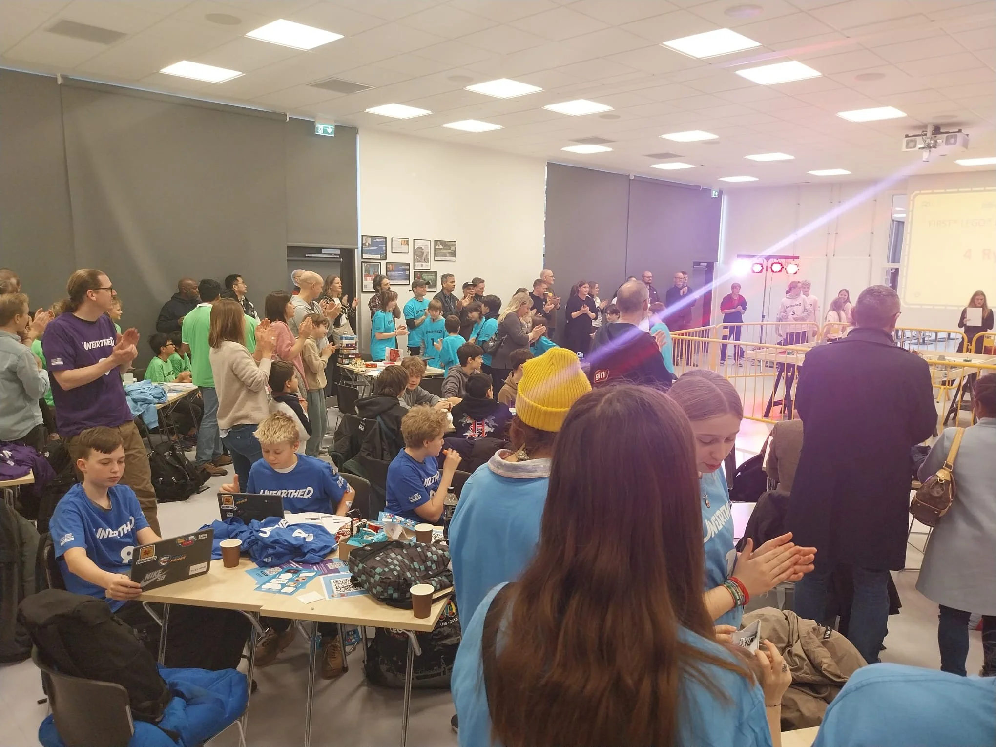 PHOTO-2025-11-16-20-49-03 2.jpg