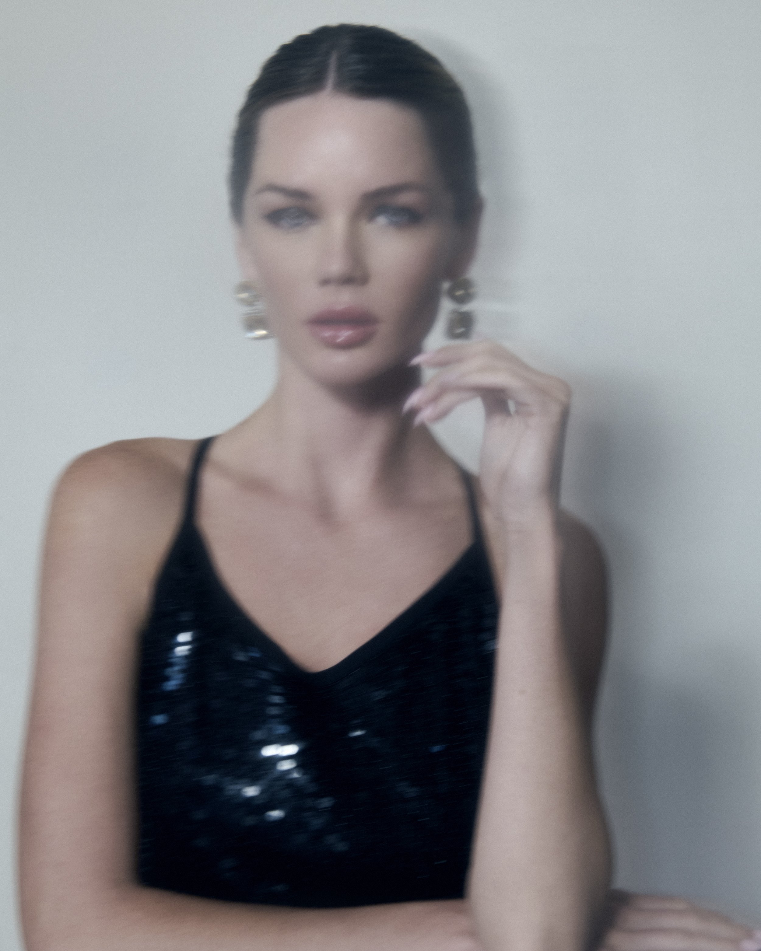 20260901_Lora-Beauty105556_RET1_.jpg