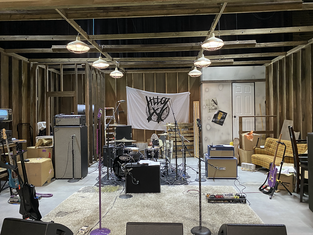 CreativeDirection_WillowSmith_Avril Lavigne_Facebook_Live_5.png