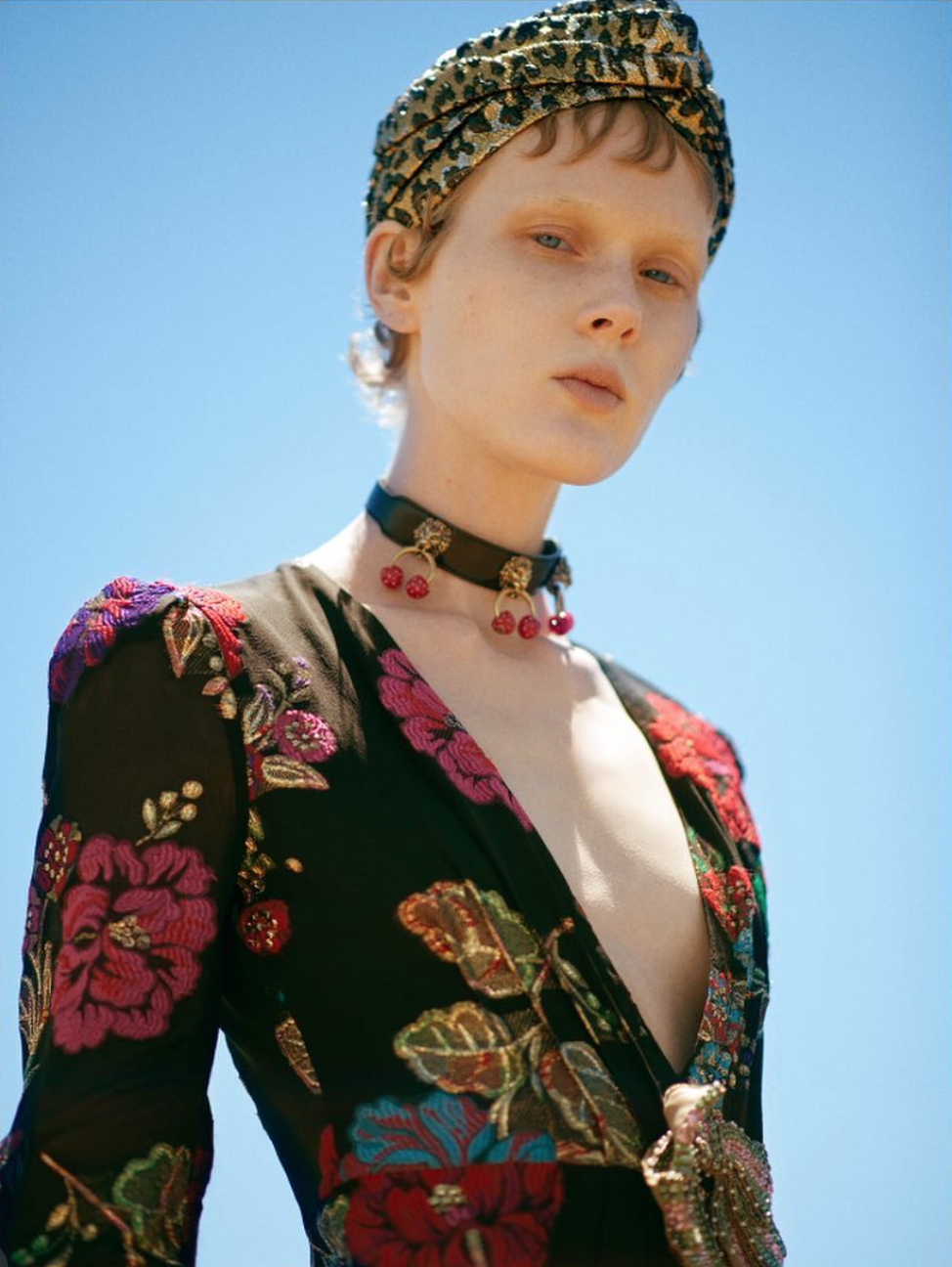 Annie Gucci Metal Mag.png