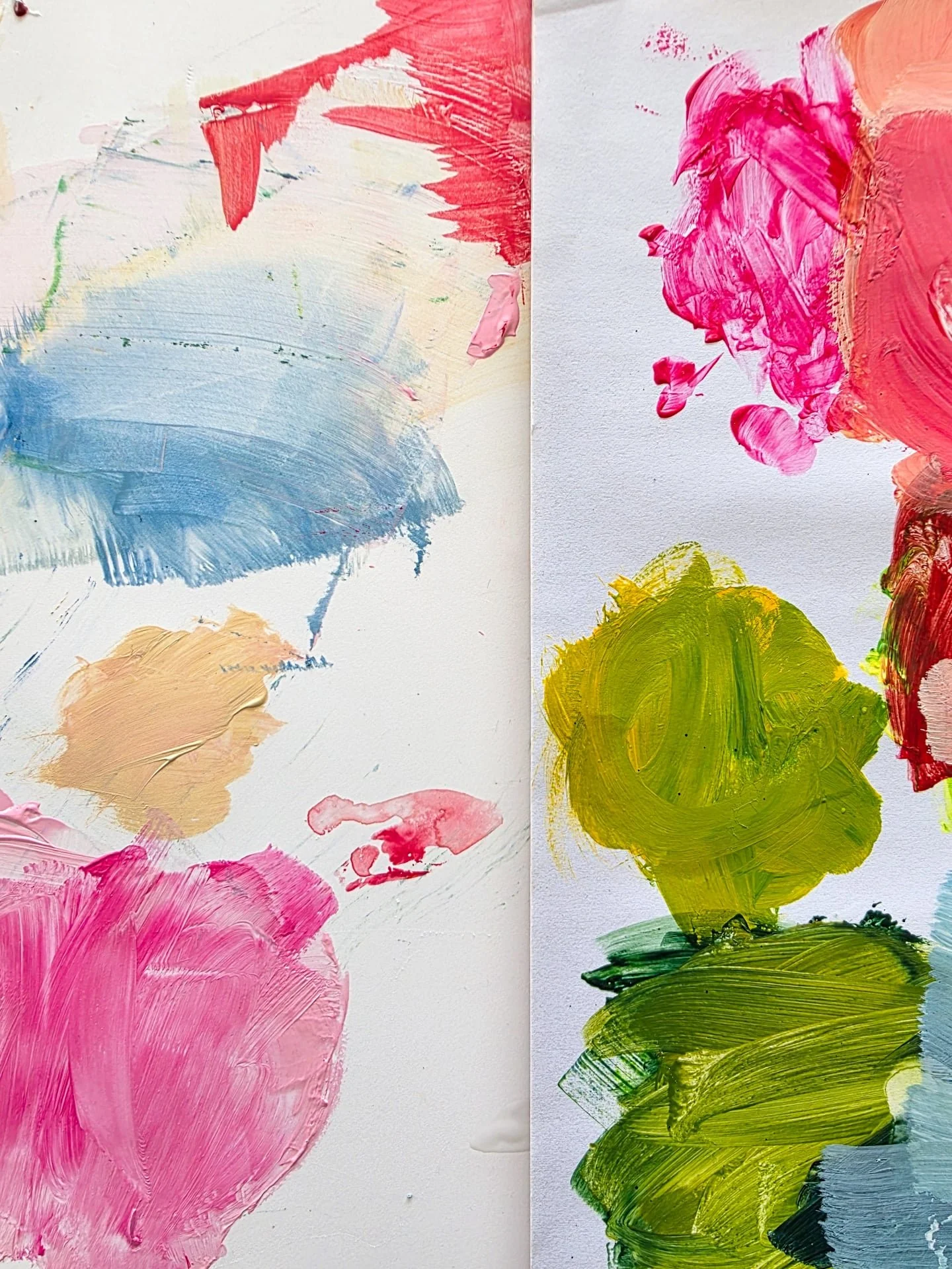 PAINTING DAY!

My favourite kind of day!
🎨
I am currently using acrylics - I still love watercolours and gouache, but trying different mediums gives me life!! I cannot niche down, because I love to explore all the art supplies....much to my bank acc