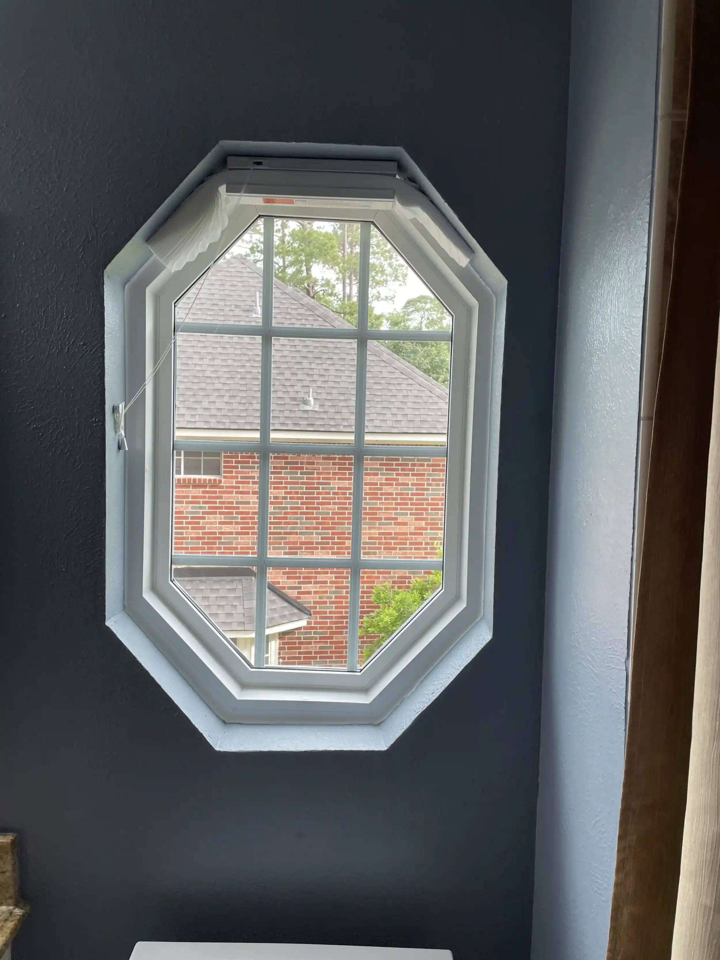 octagon-cell-shade-open.webp