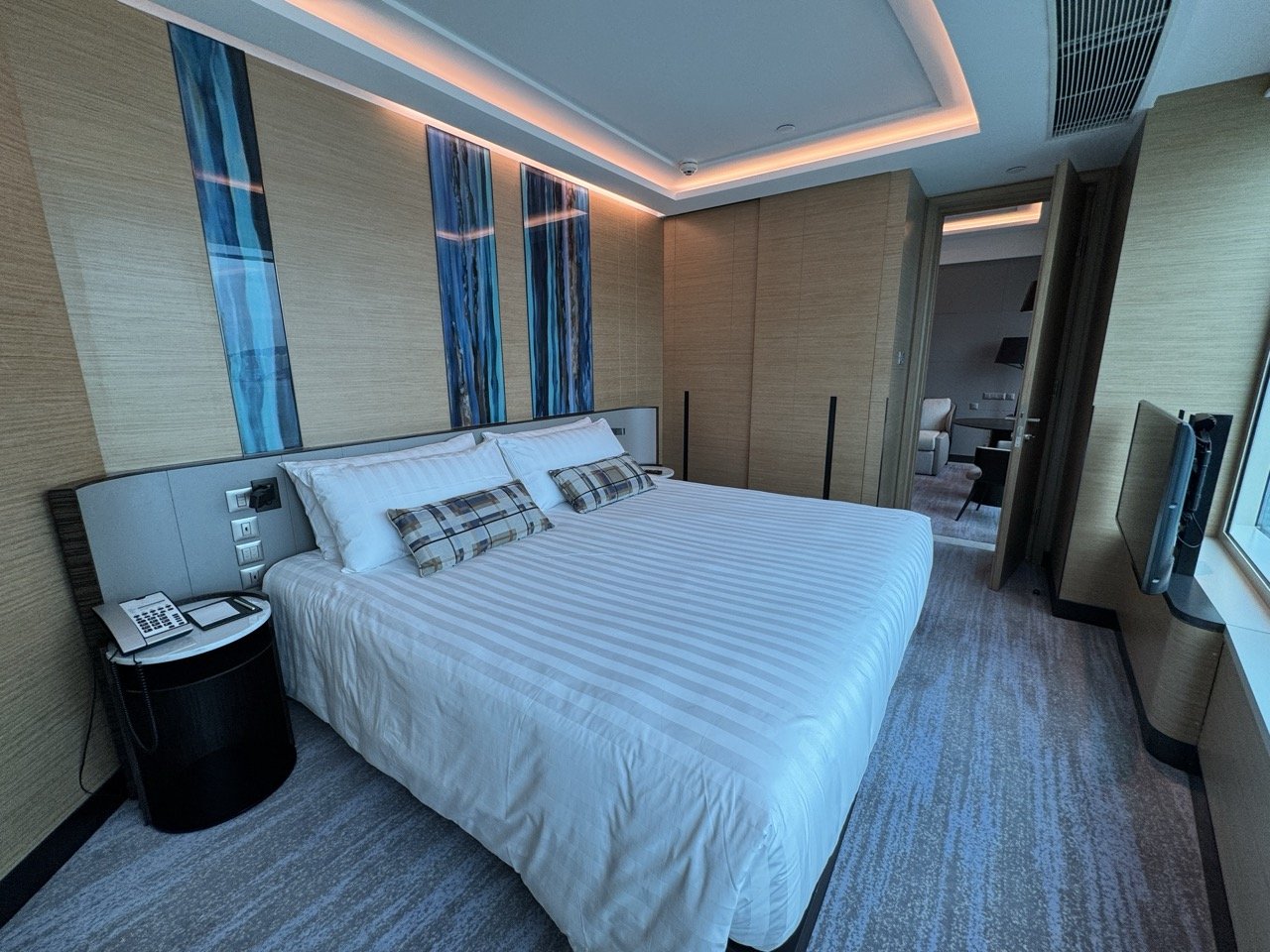 HARBOUR GRAND KOWLOON - 1.jpeg